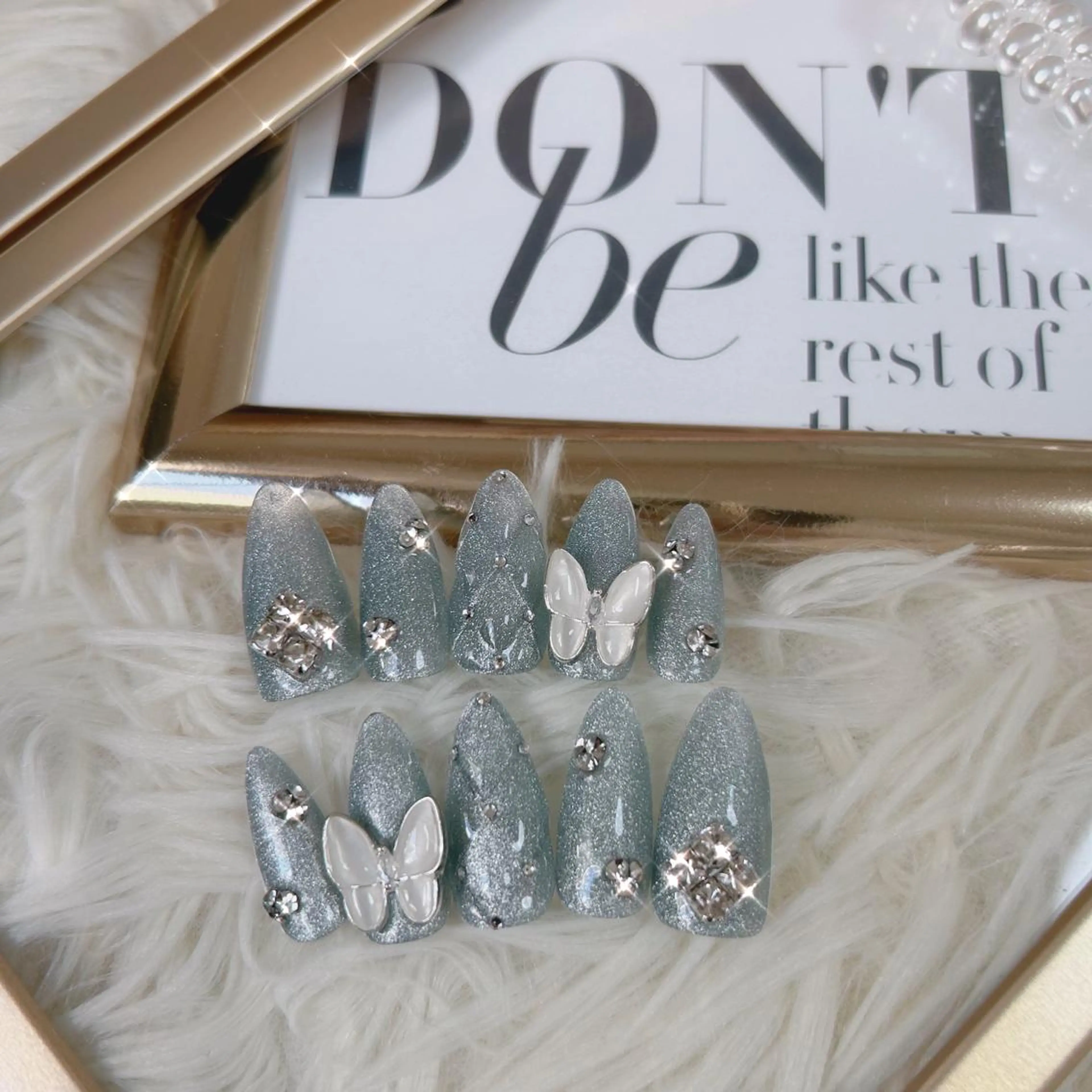 ネイル ＶＩＶＩ nailsalonのネイルデザイン