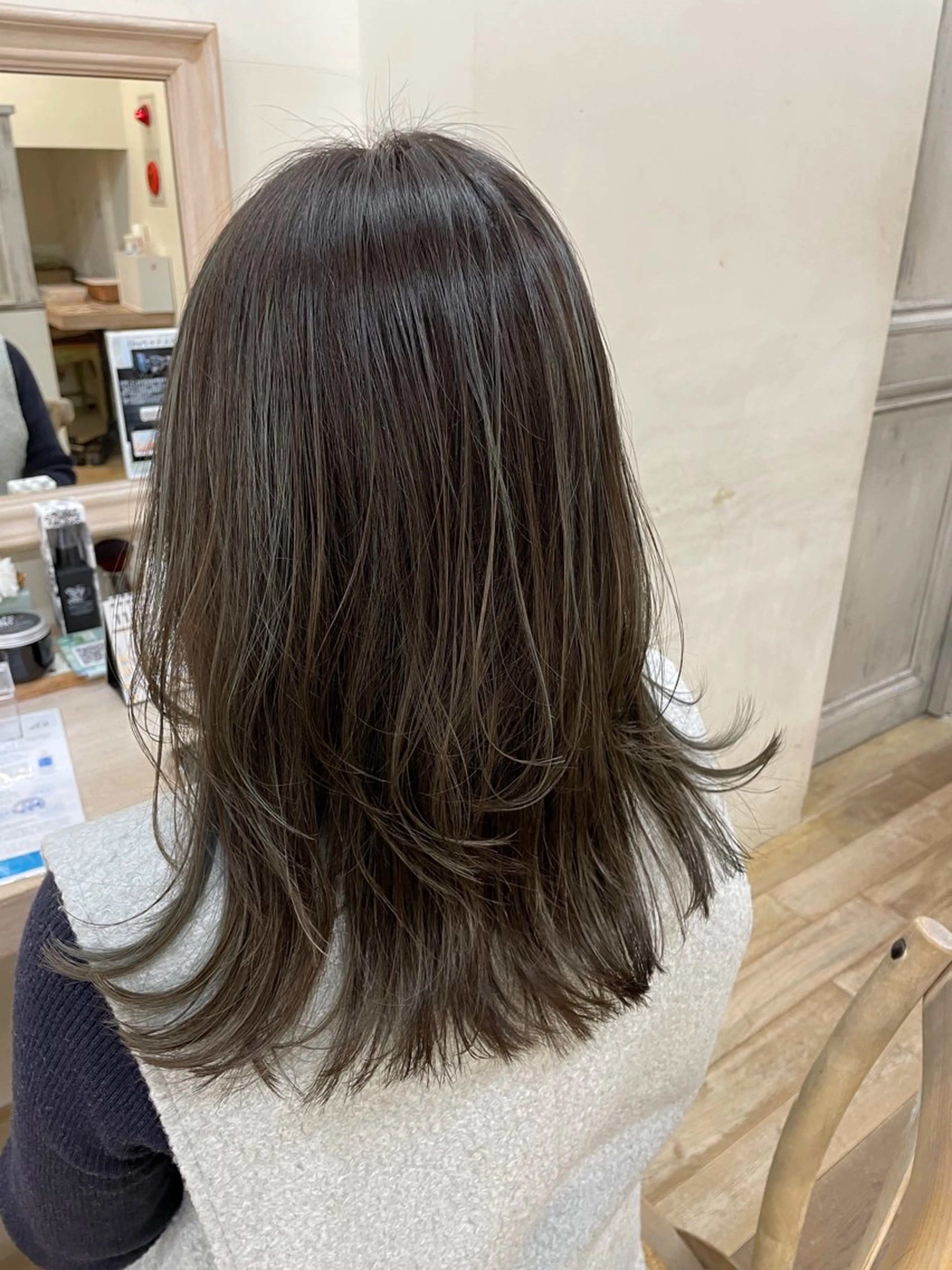 ミディアム くびれヘア 玉邑 美菜のヘアスタイル