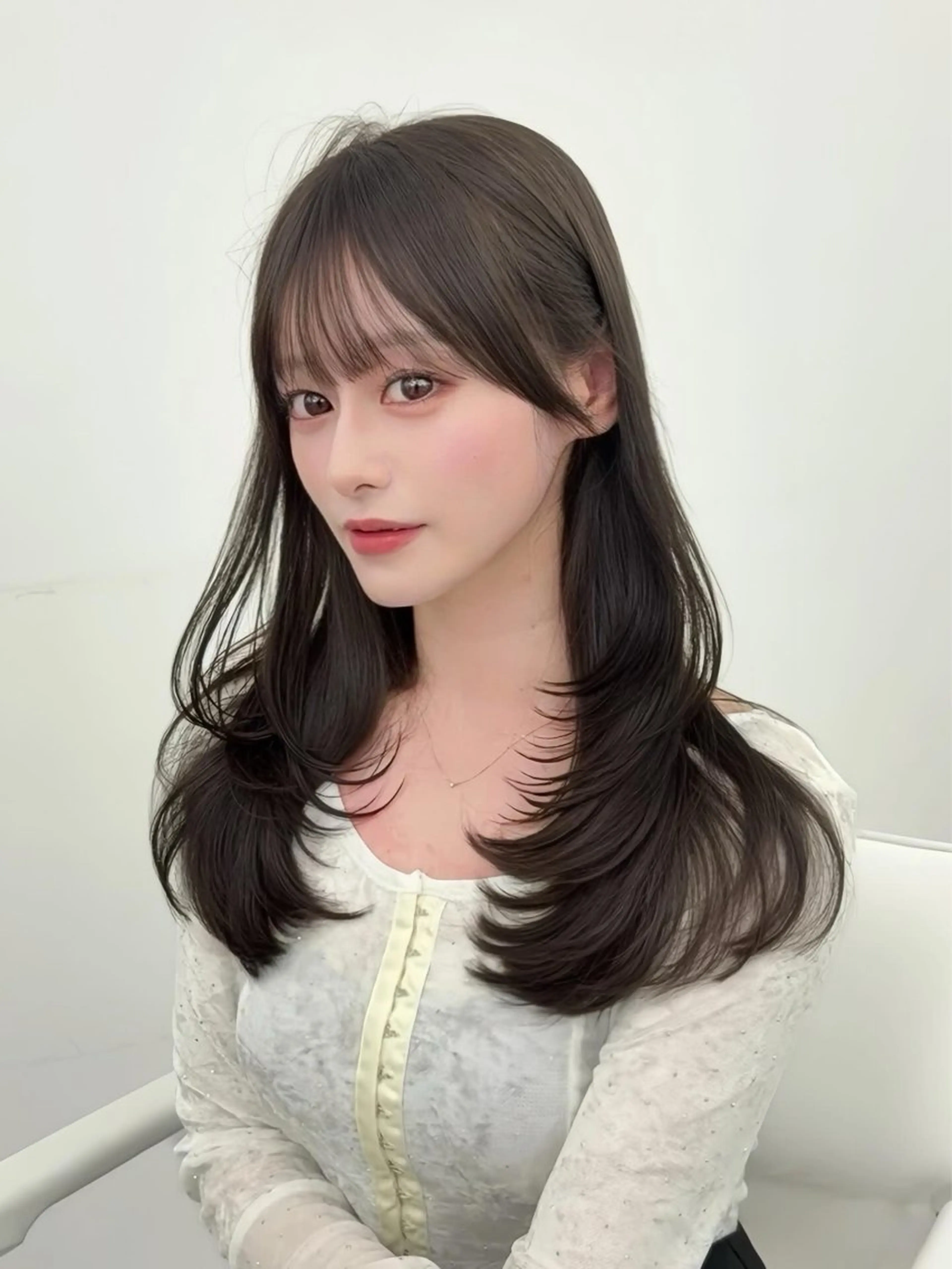 ロング カラー レイヤーカット 小顔カット カット ヘアカラー トリートメント 韓国ヘア/レイヤー/ 顔まわり足立遥奈のヘアスタイル