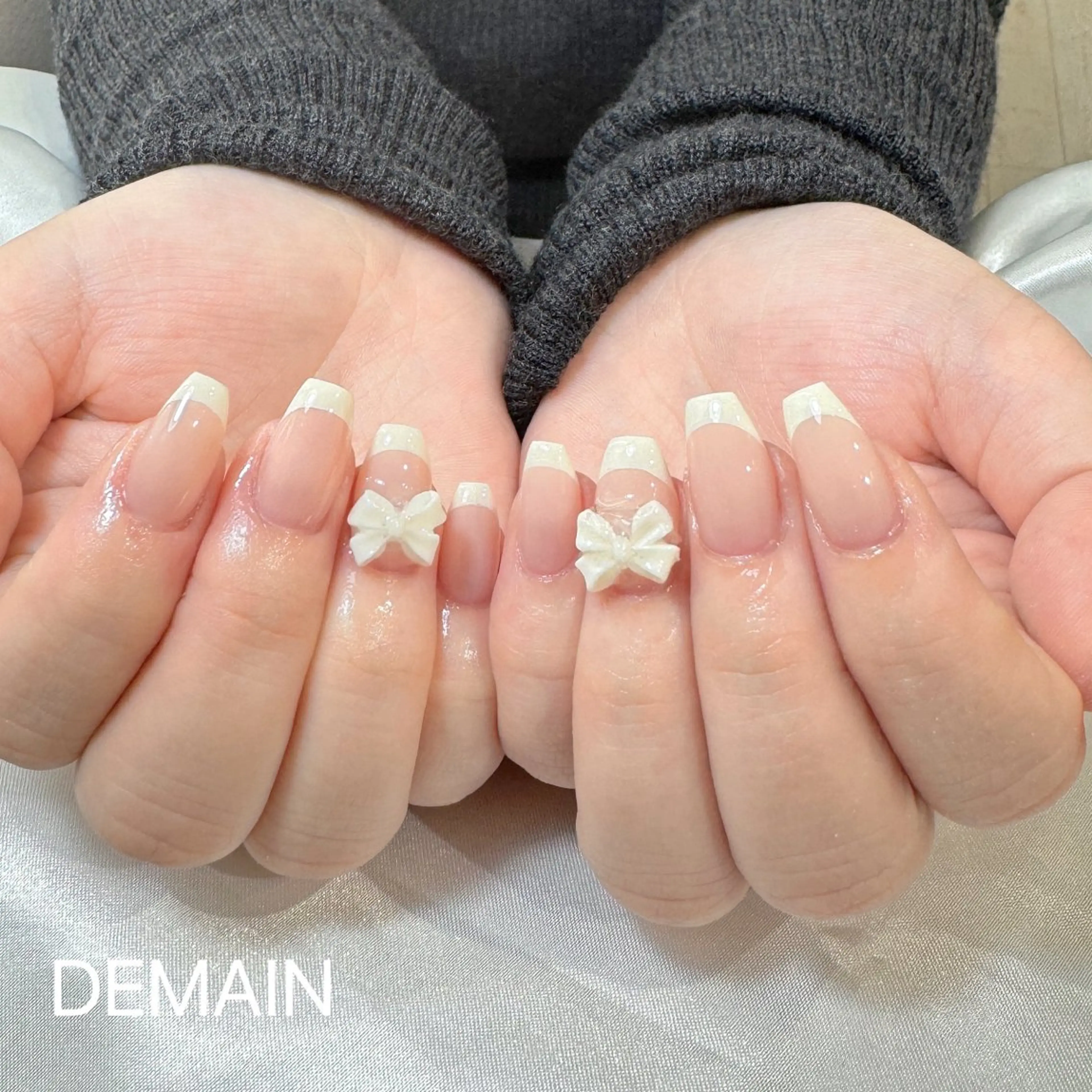 ネイル アートネイル オーロラネイル ガーリー キラキラネイル 韓国ネイル DEMAIN- 🌸のネイルデザイン