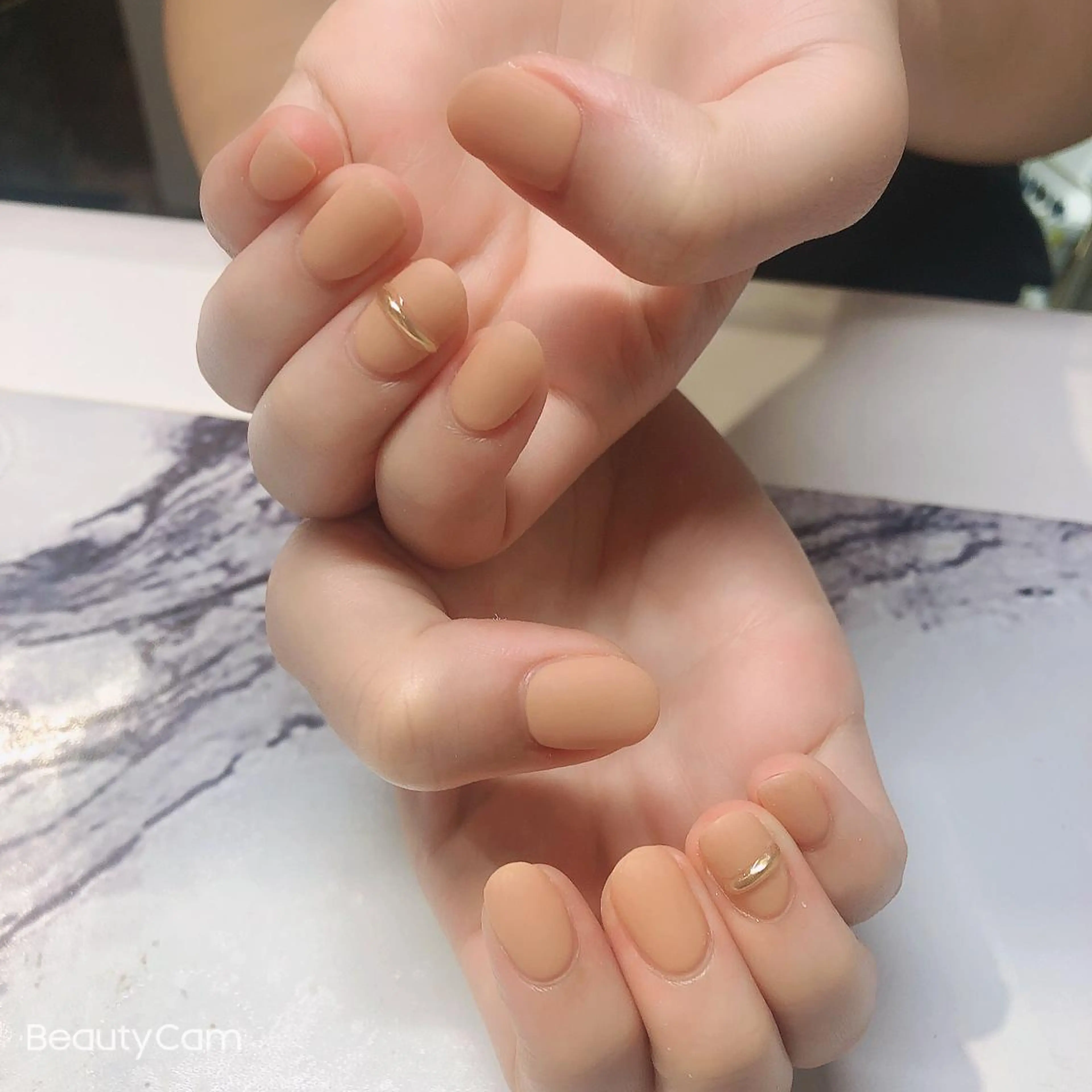 ネイル Guarendo錦糸町店所属・ガレンドウ 白澤 愛子のネイルデザイン