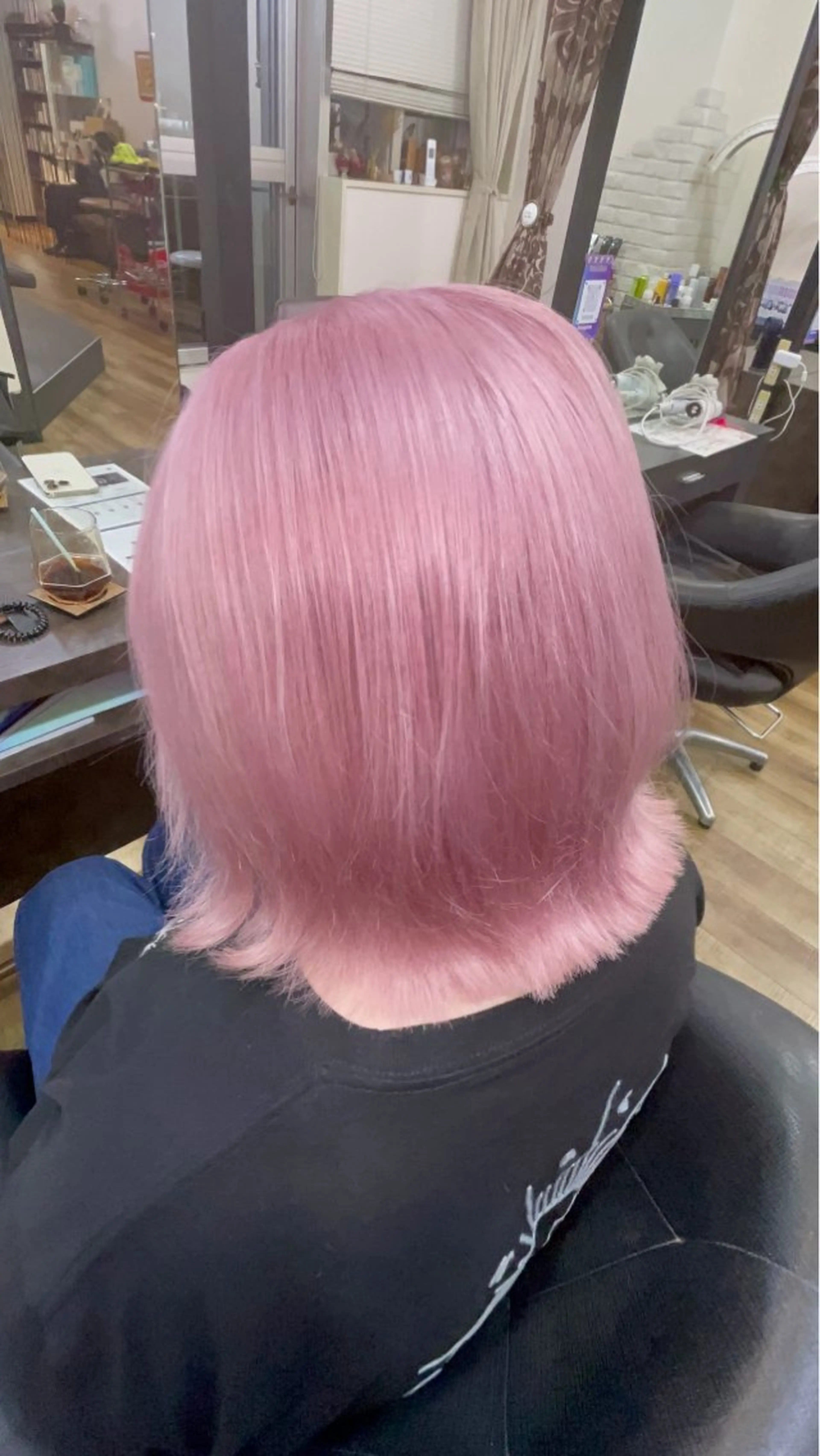 ショート カラー 髪質改善×艶カラー ANDIAMO 楓のヘアスタイル