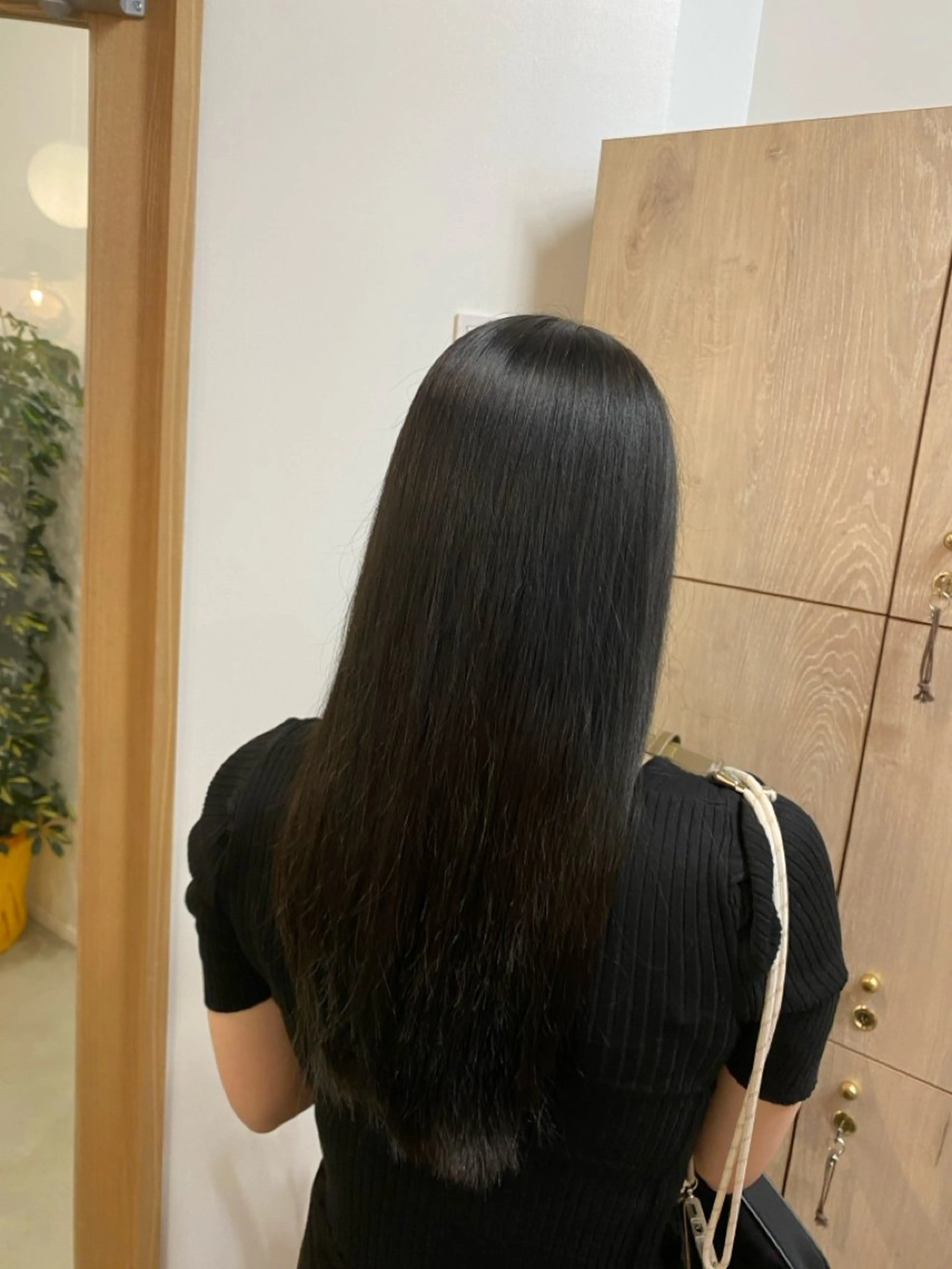 ロング カラー 渡邉 由香のヘアスタイル