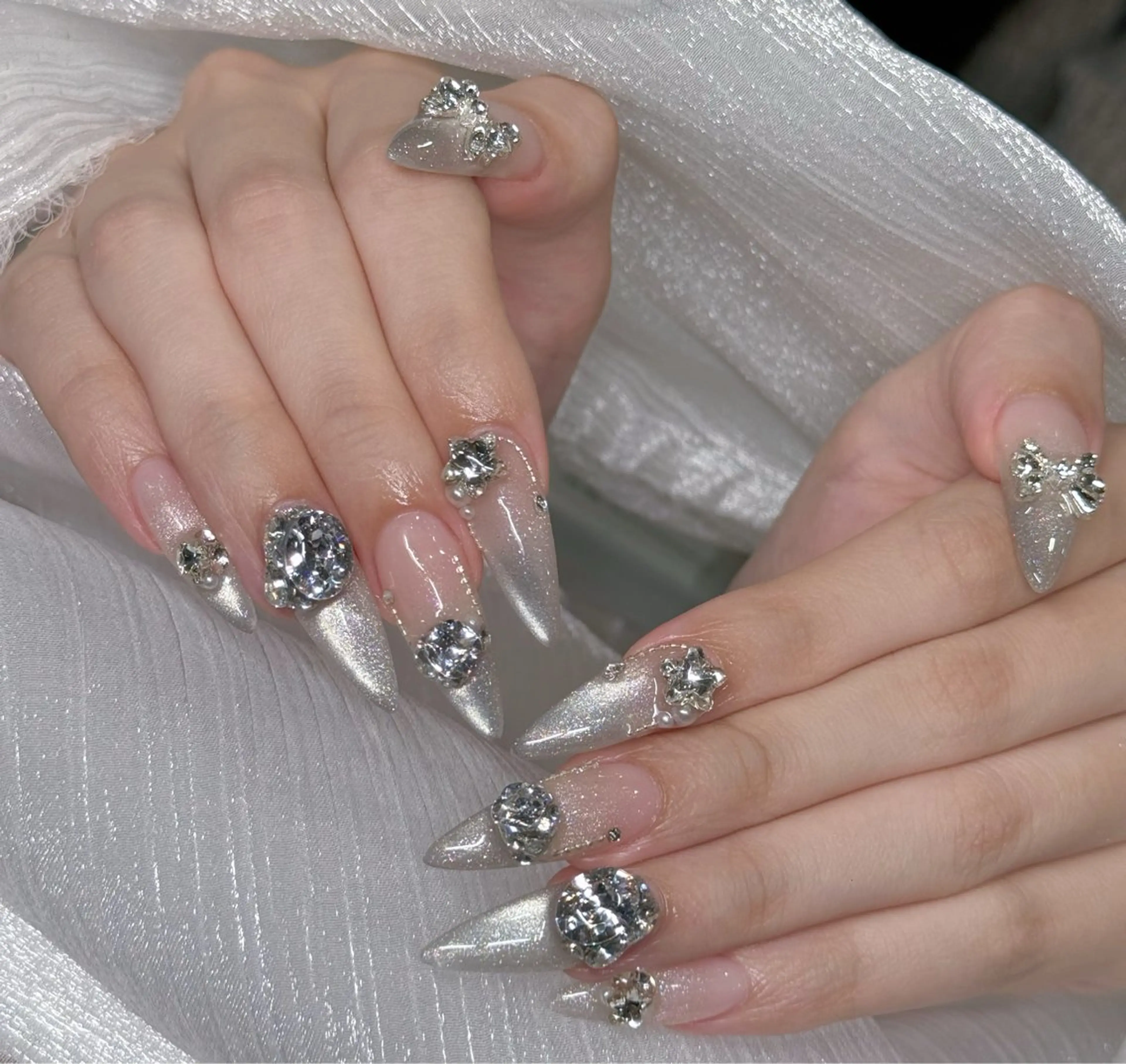 ネイル 桜ネイル フラワーネイル ニュアンスネイル オフィスネイル パステルネイル ハンドネイル MILO 168 池袋のネイルデザイン