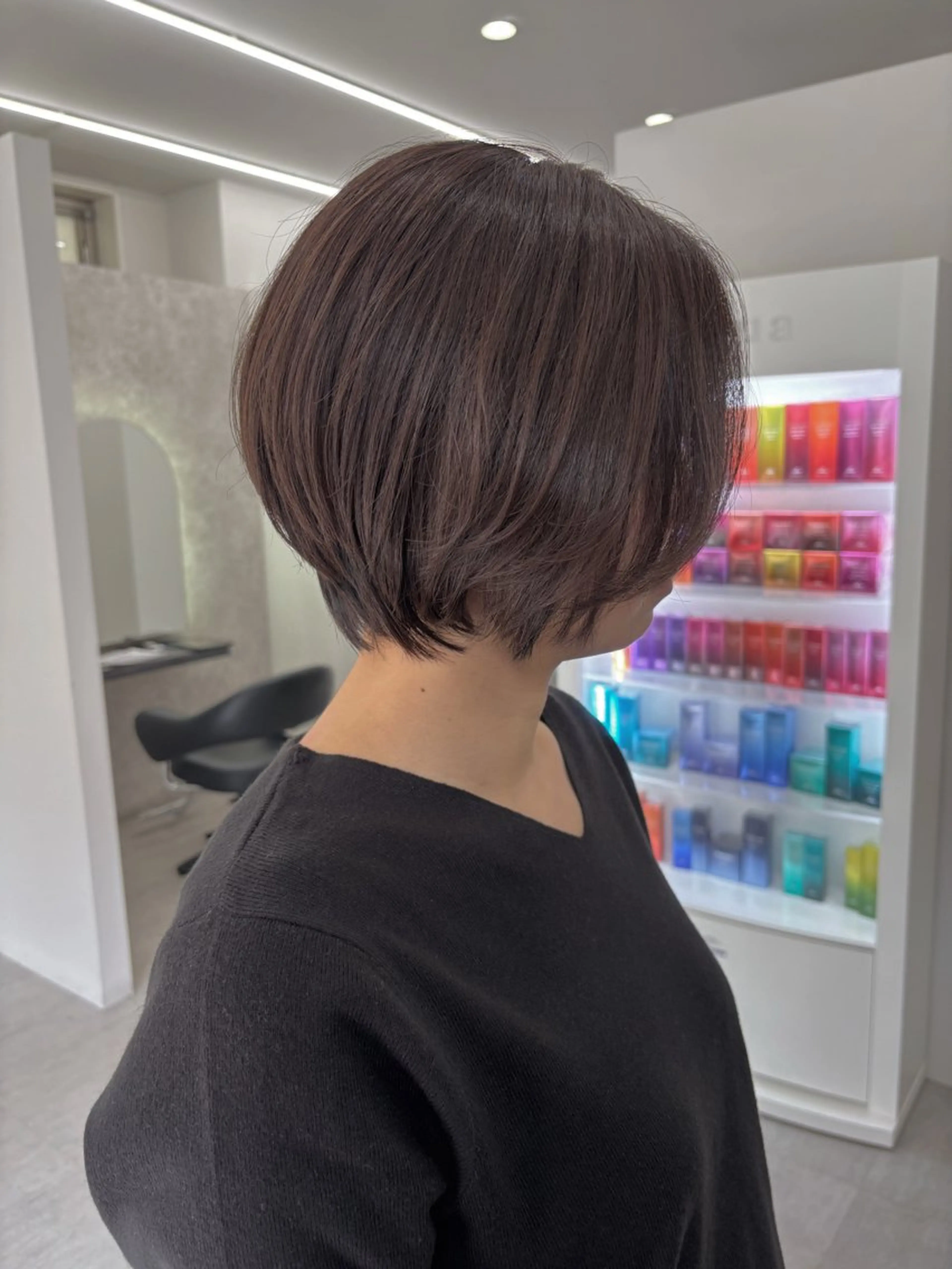 ショート ショートボブ ボブ ショートヘア カット ヘアカラー トリートメント 新村 華奈絵のヘアスタイル