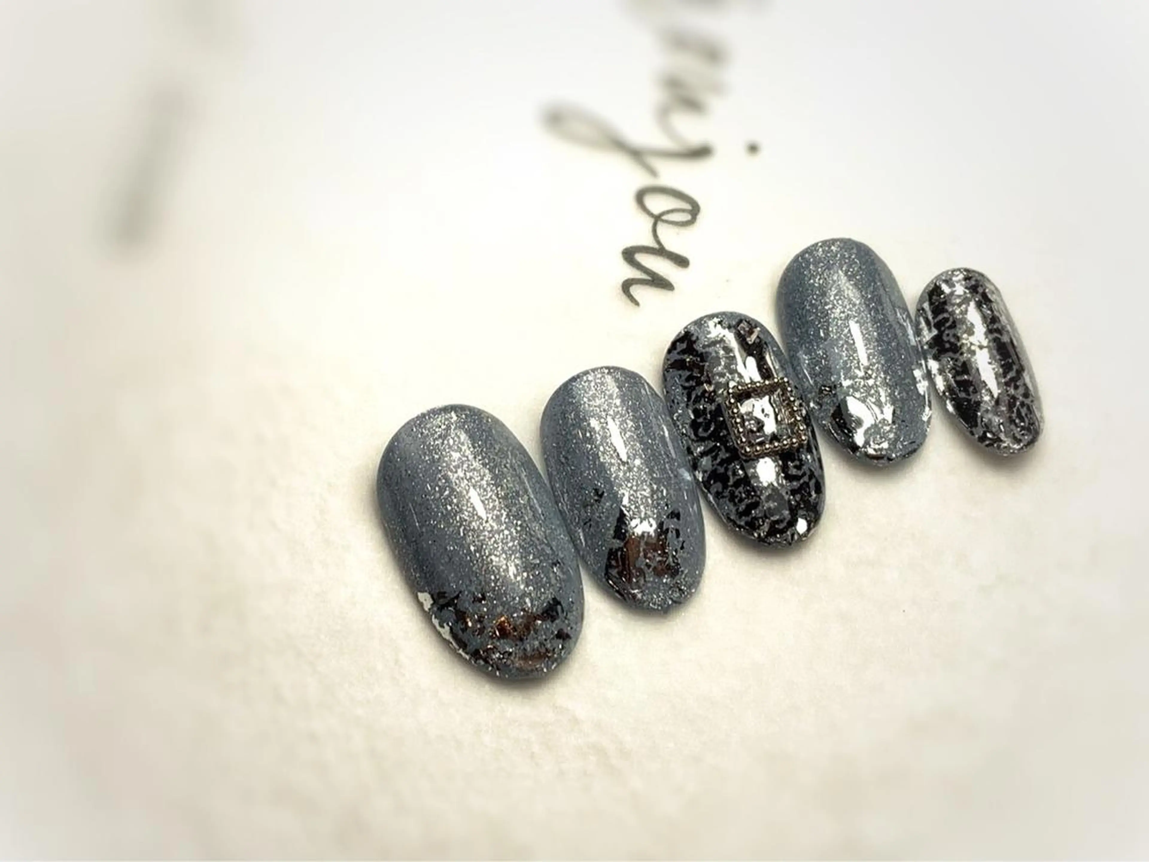 ネイル Salute本店 🦋仲原里佳のネイルデザイン