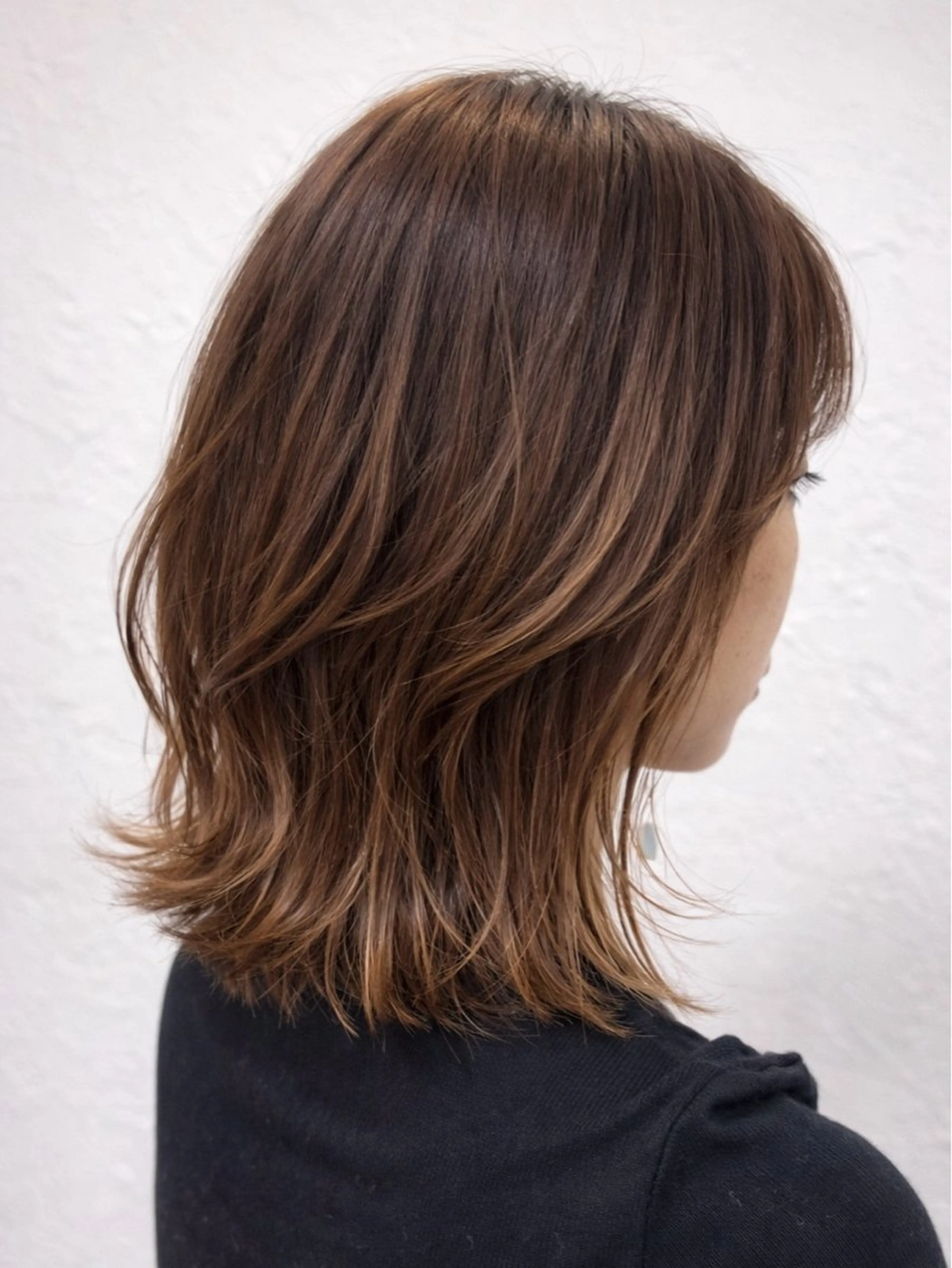 ミディアム カラー レイヤーカット 外ハネヘア カット ヘアカラー 中原由貴 /WILLOW京橋のヘアスタイル