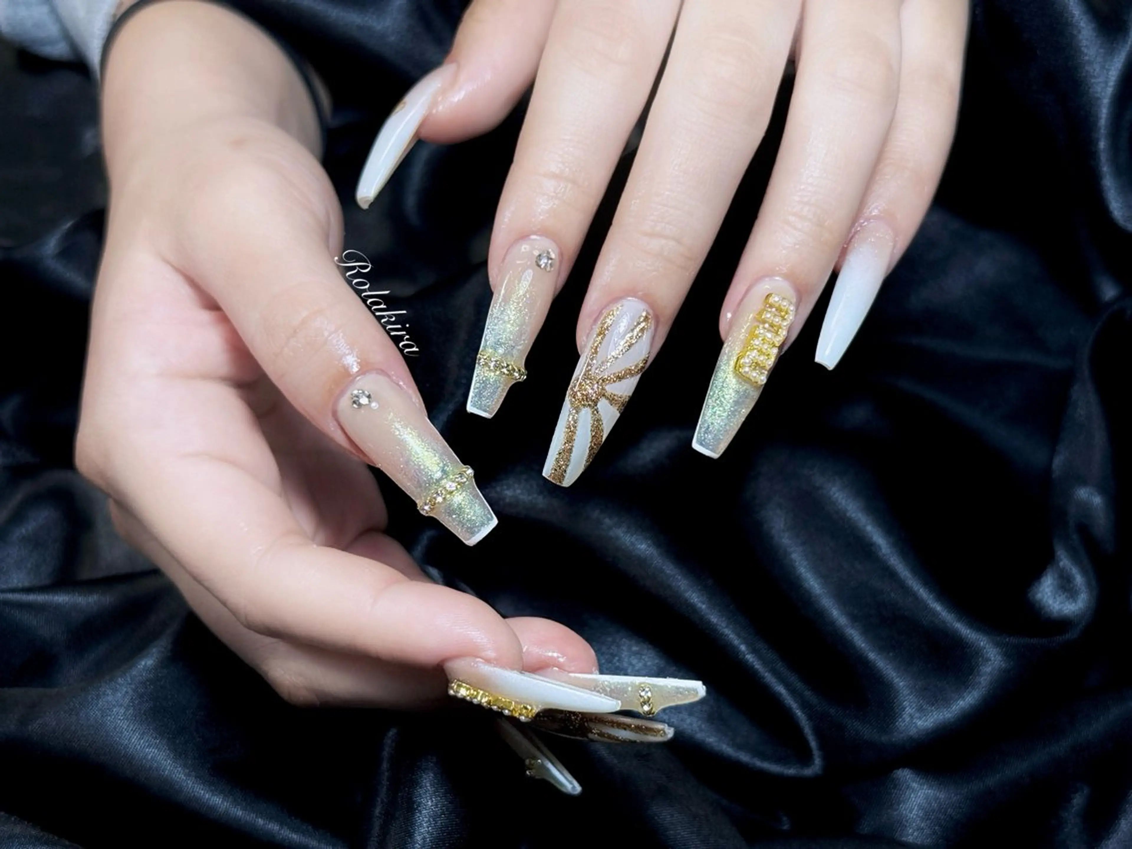 ネイル チークネイル 長さ出し フレンチネイル ジェルネイル 韓国ネイル ハンドネイル Rola kira nail salon所属・Rola kira 麗のネイルデザイン