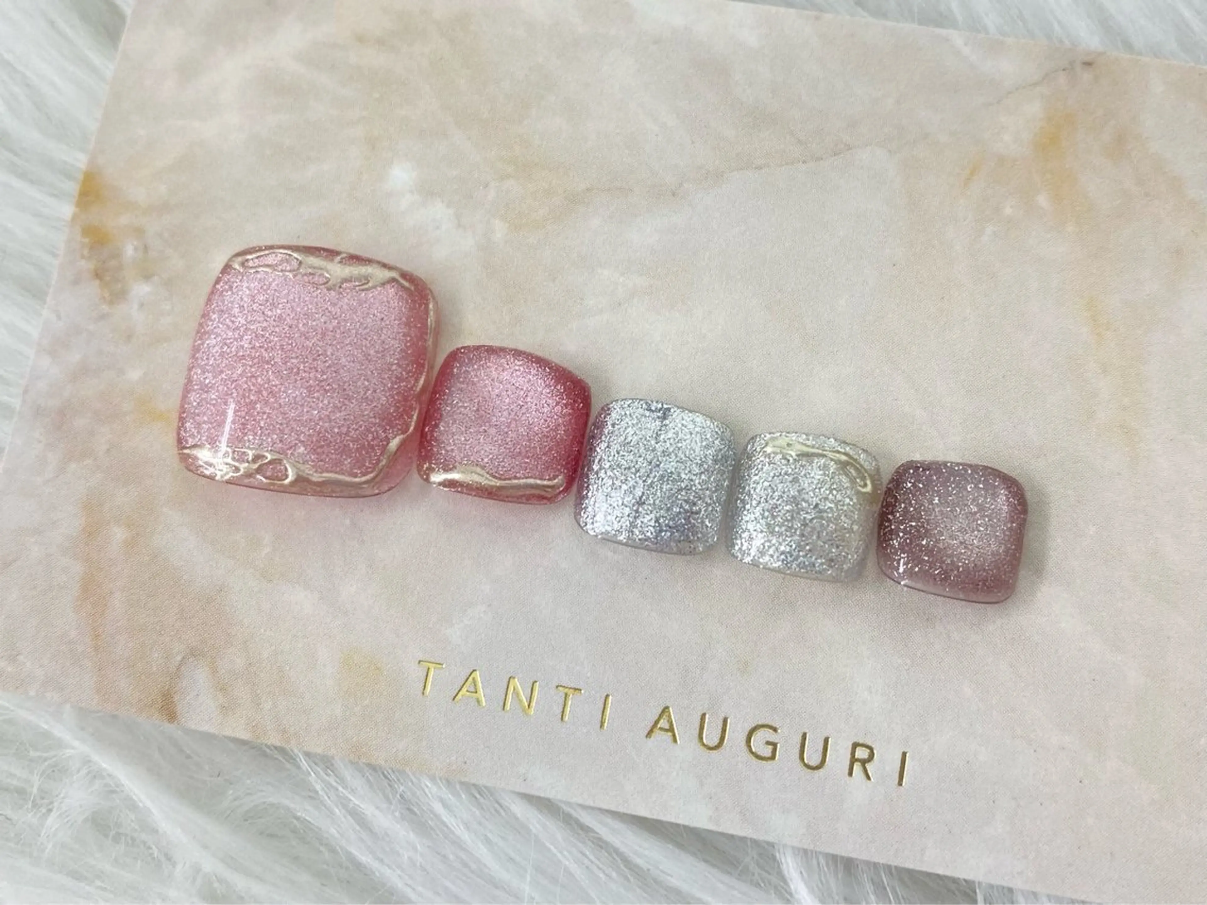 ネイル フットネイル reyel Aのネイルデザイン