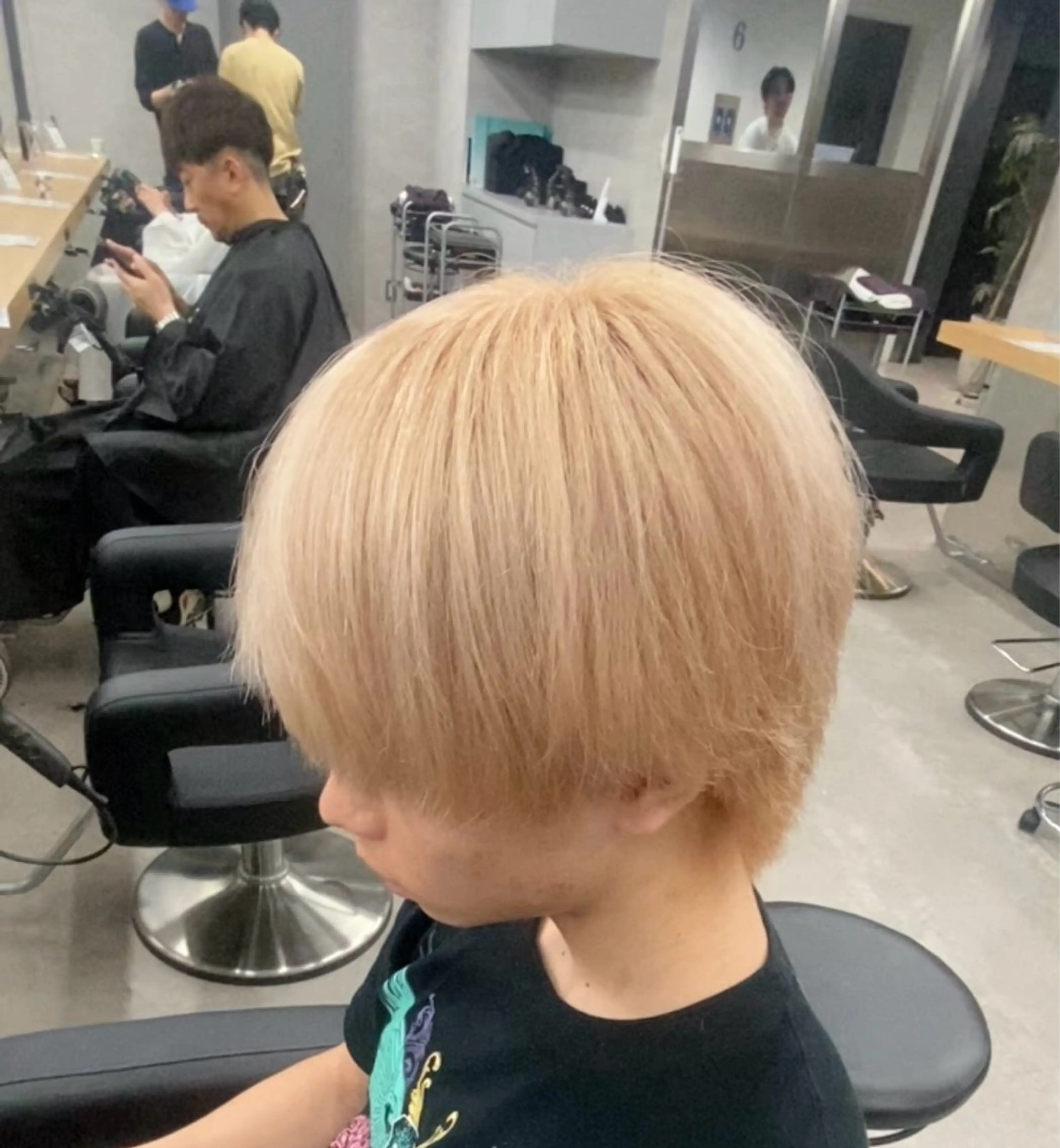 🌟垢抜けたい方はこちら🌟ブリーチありorなしダブルカラーの写真