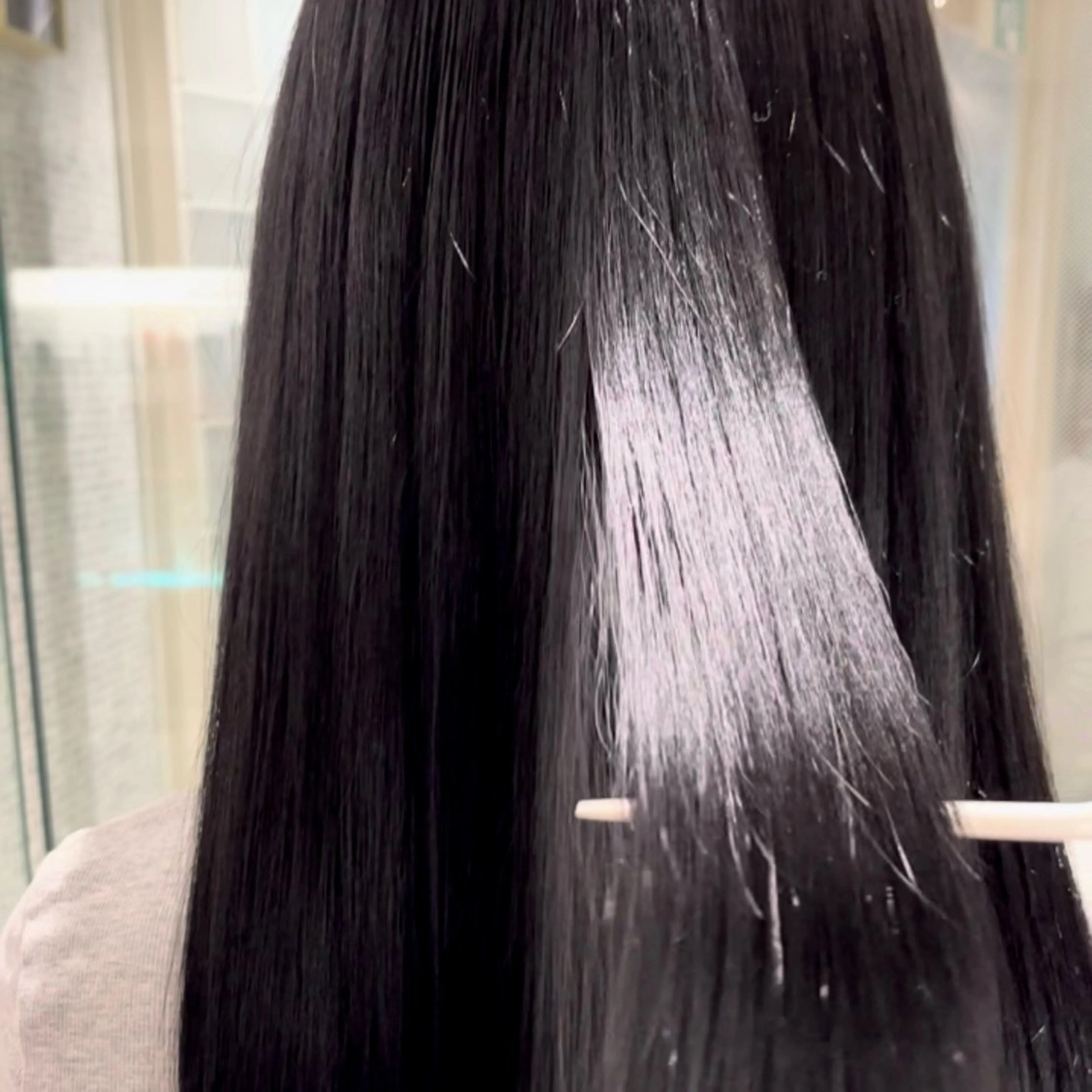 ロング カラー パーマ anna 韓国レイヤ ー/ ハッシュカットのヘアスタイル