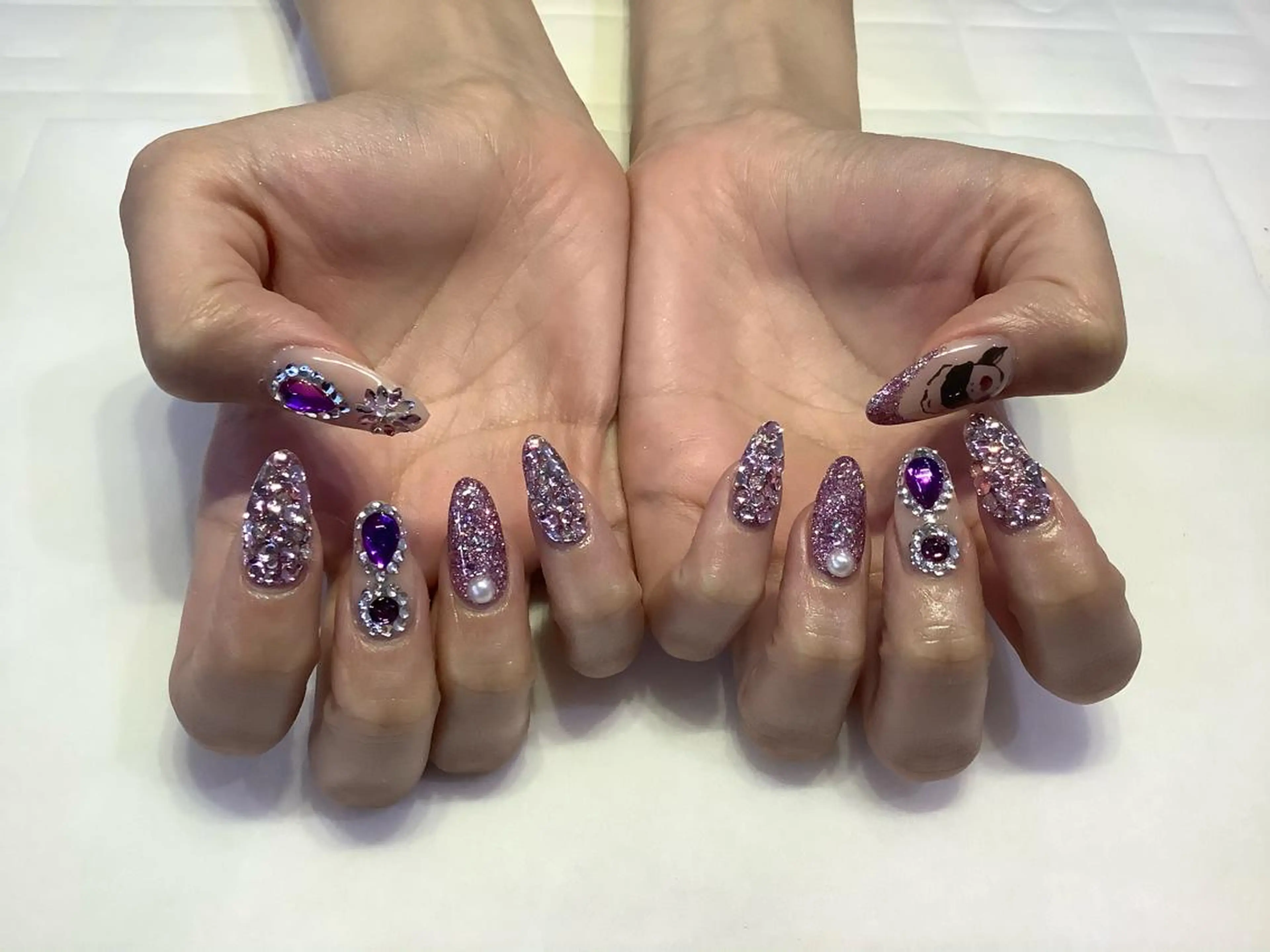 ネイル ハンドネイル 💎🐰 saki. m 🐰💎のネイルデザイン