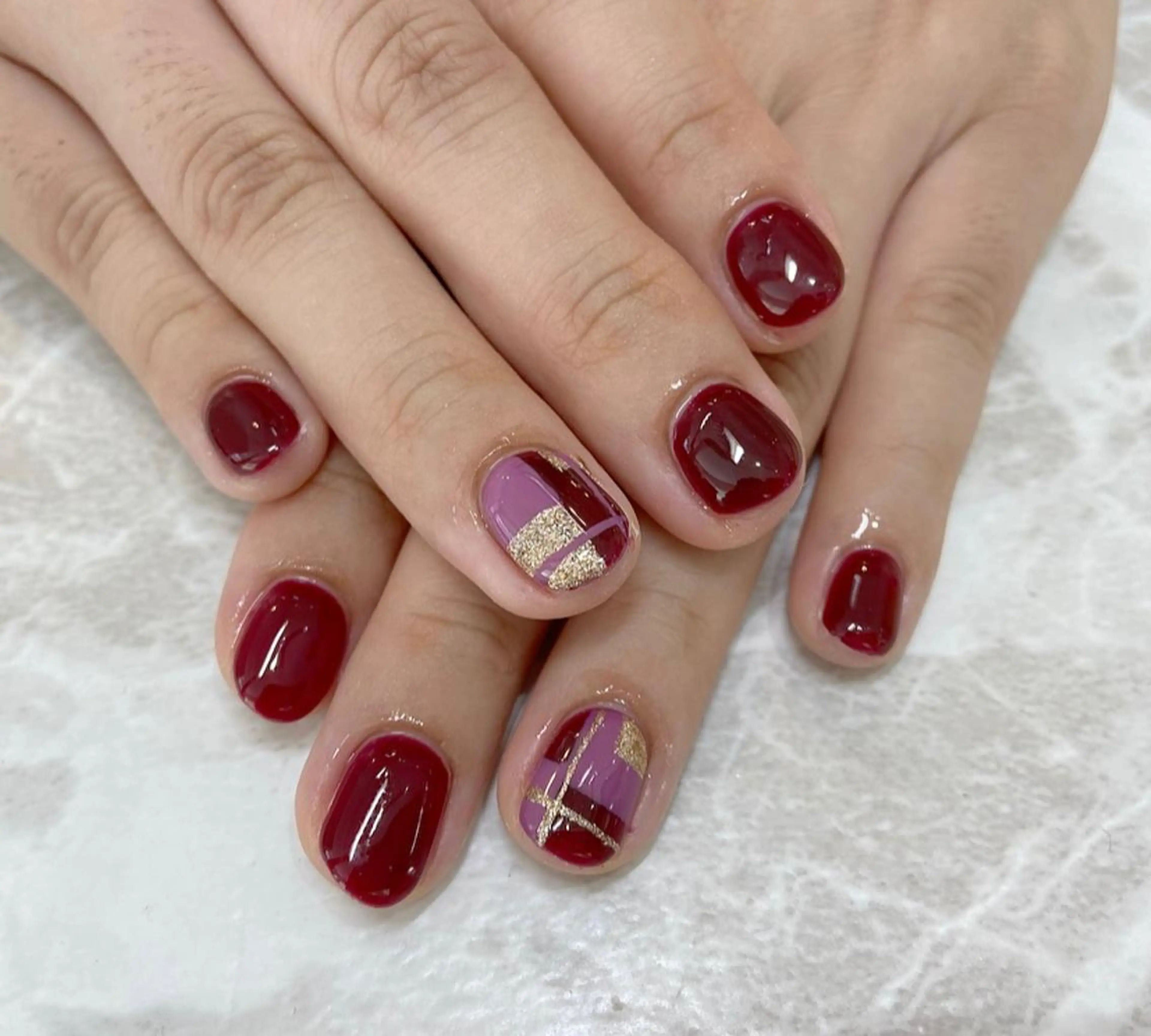 ネイル 赤色 🧸熊谷 かほ🧸のネイルデザイン