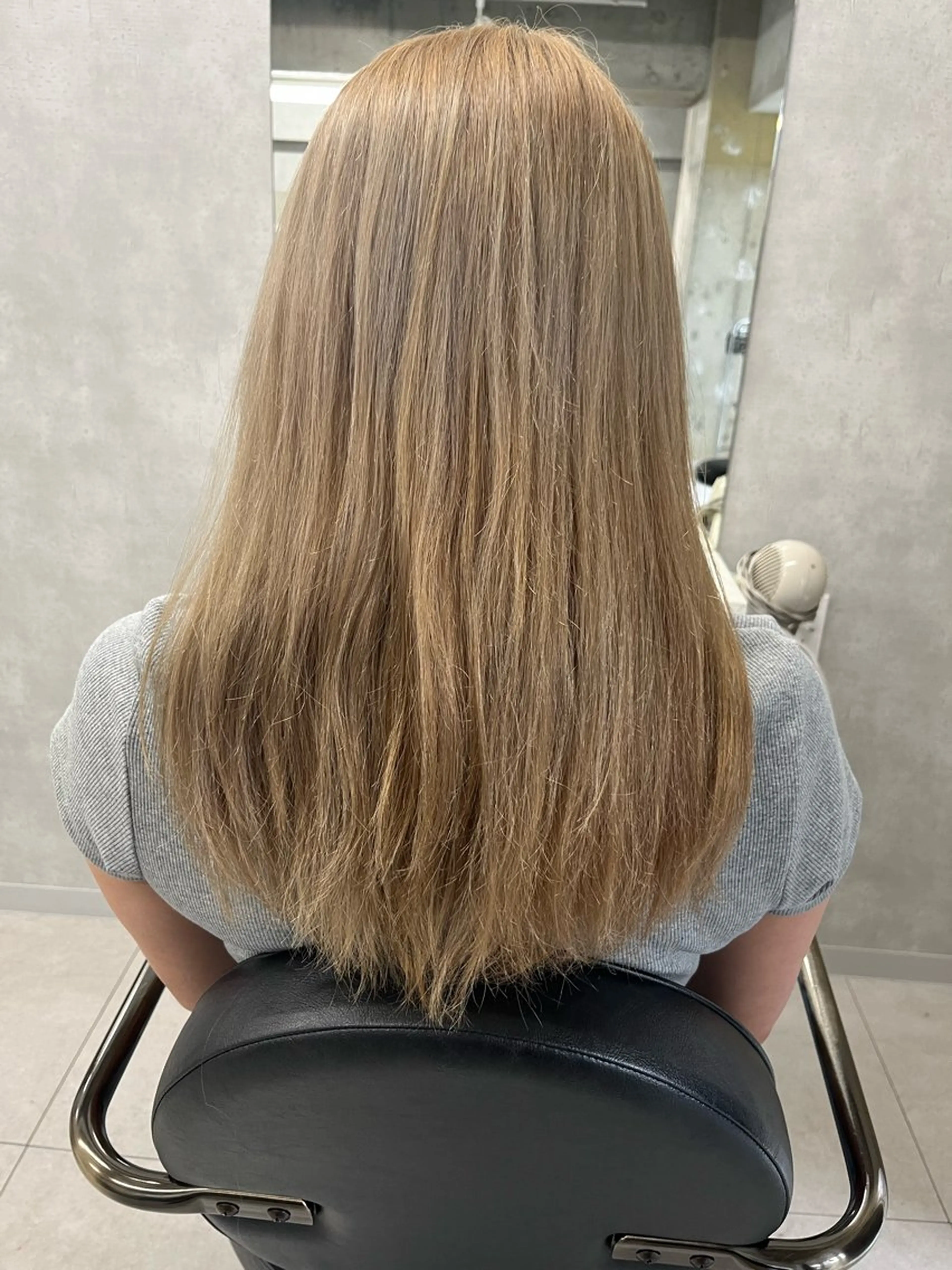 anon Loemのヘアスタイル