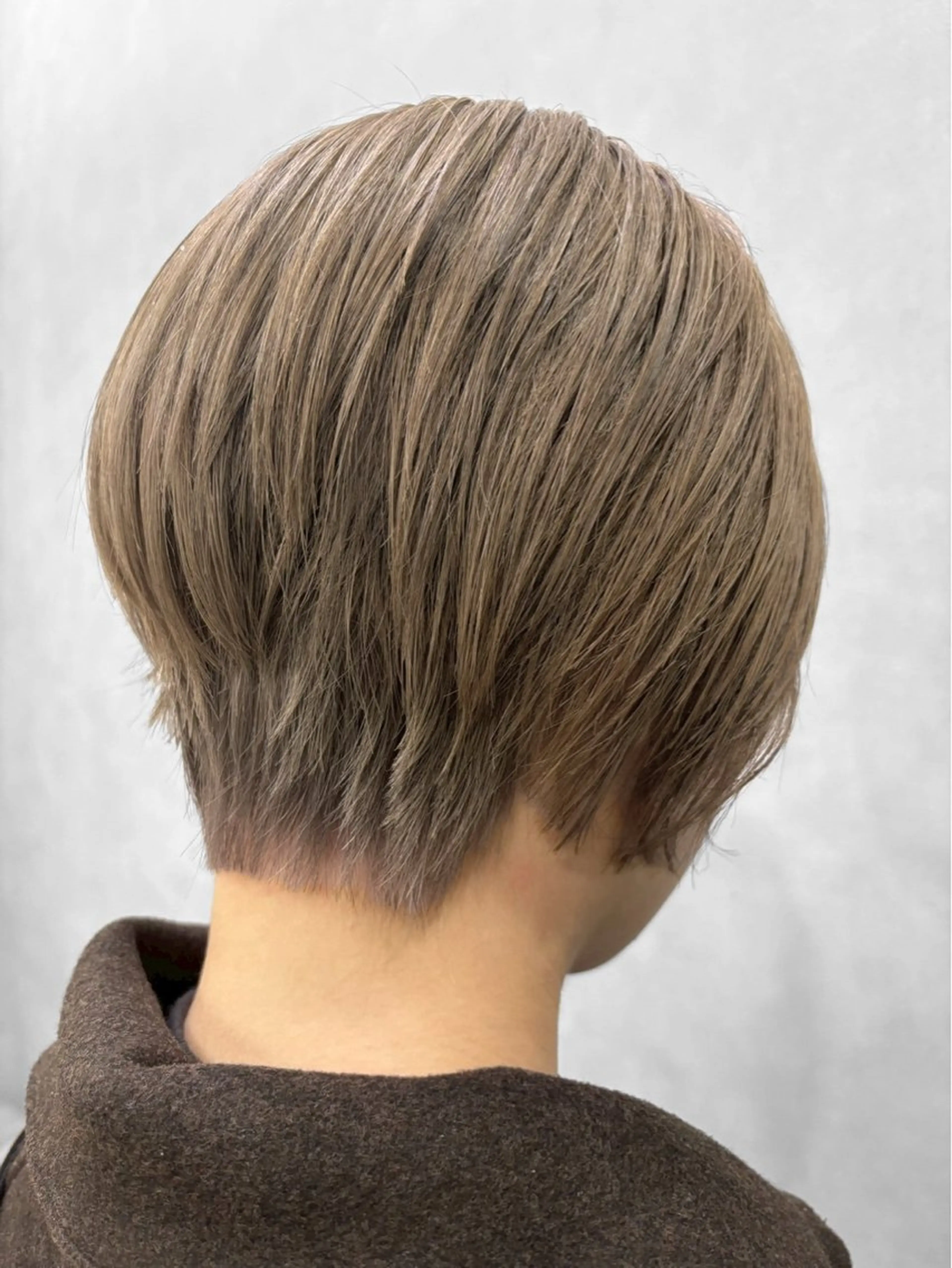 ショート カラー カット ヘアカラー トリートメント ハイトーン/韓国風/ 艶髪/吉祥寺のヘアスタイル