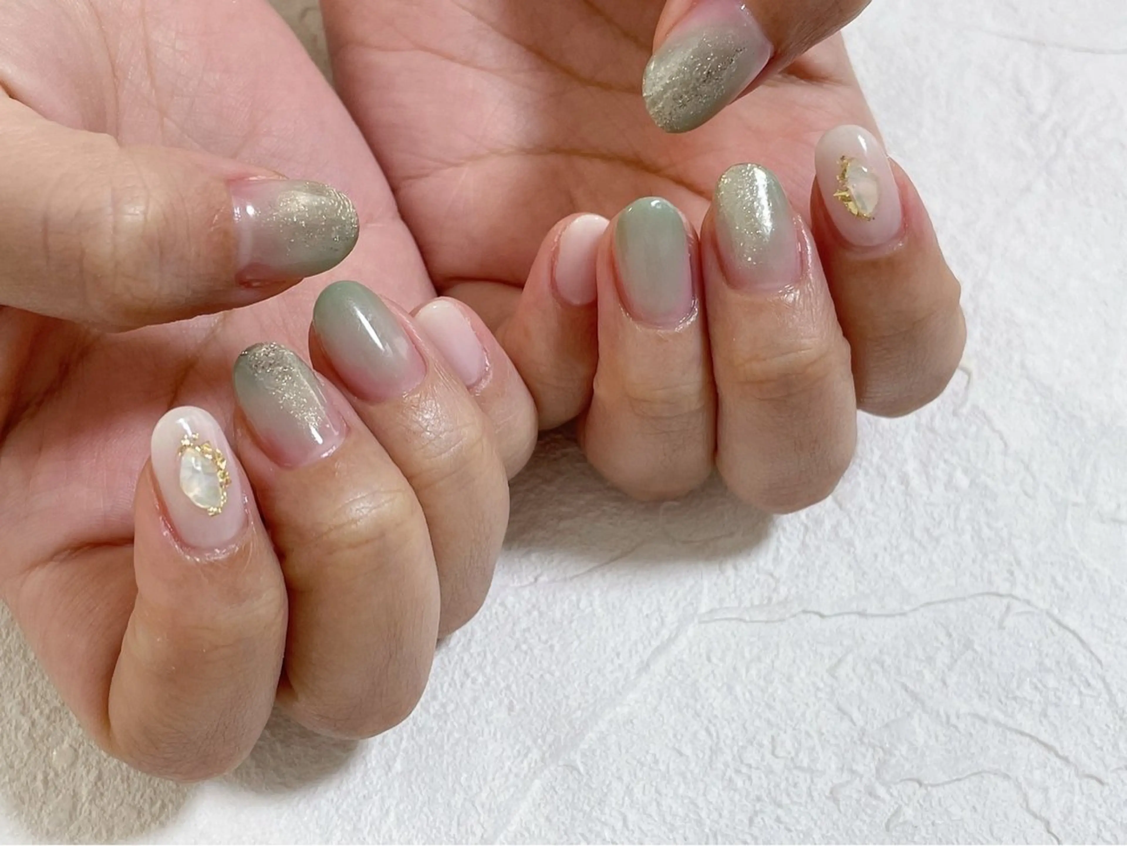 ネイル オーロラネイル フットネイル フレンチネイル ジェルネイル 韓国ネイル ハンドネイル kikinail 溝の口のネイルデザイン