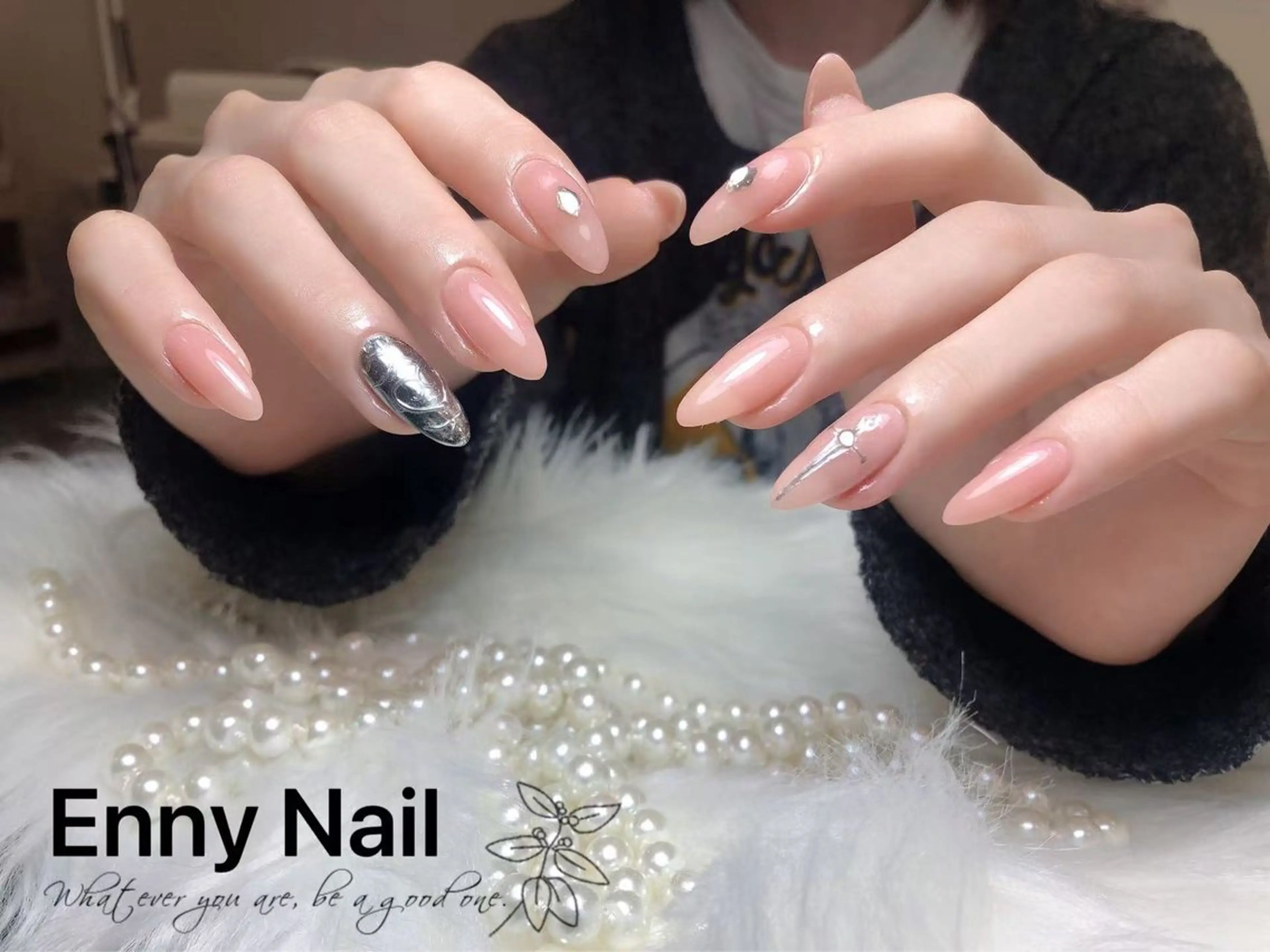 ネイル チークネイル フットネイル フレンチネイル ジェルネイル ガラスフレンチ Nailsalon Ennyのネイルデザイン