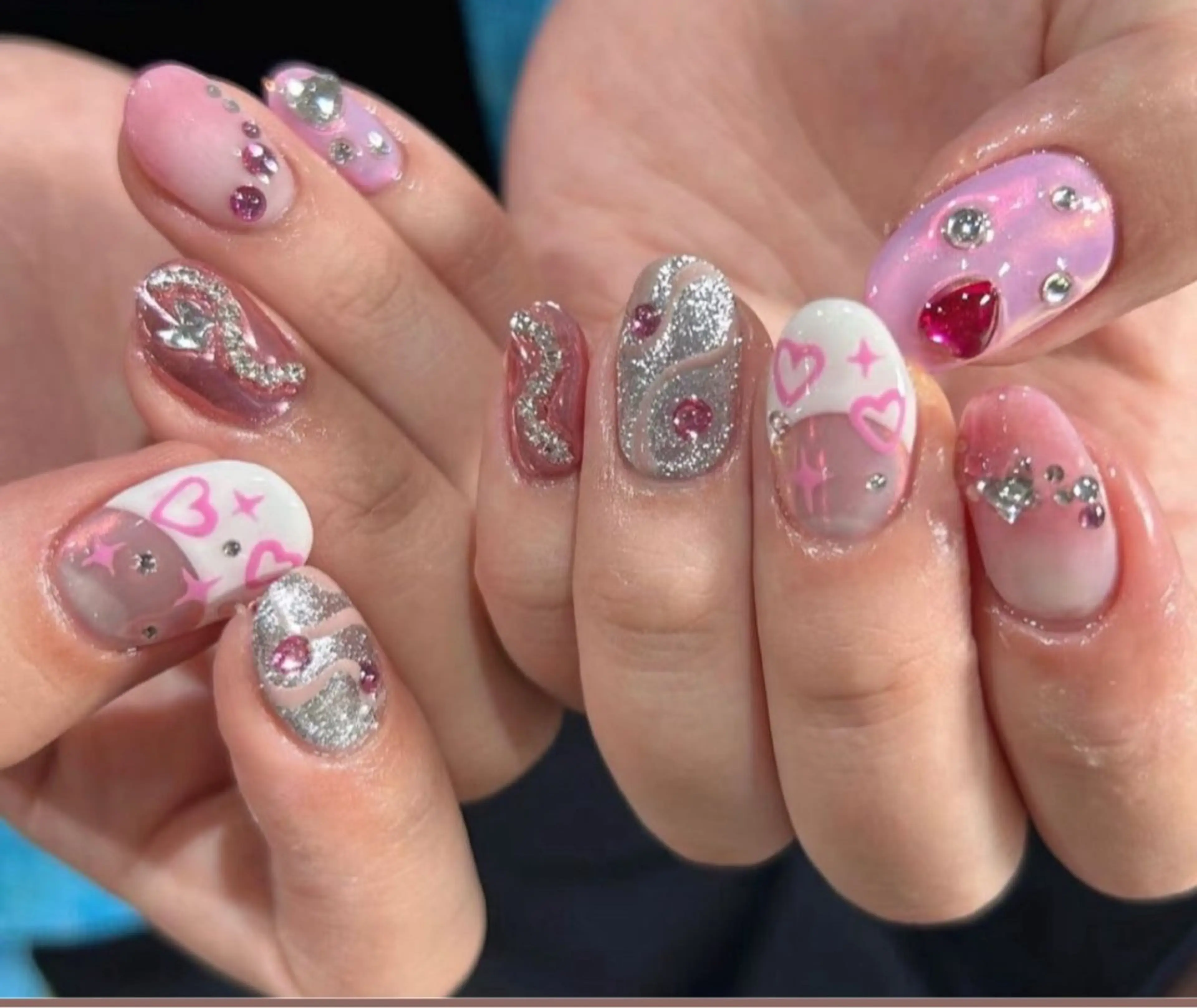 ネイル アートネイル オーロラネイル チークネイル フレンチネイル ガラスフレンチ 🎀🎀YooLi Nail Salonのネイルデザイン