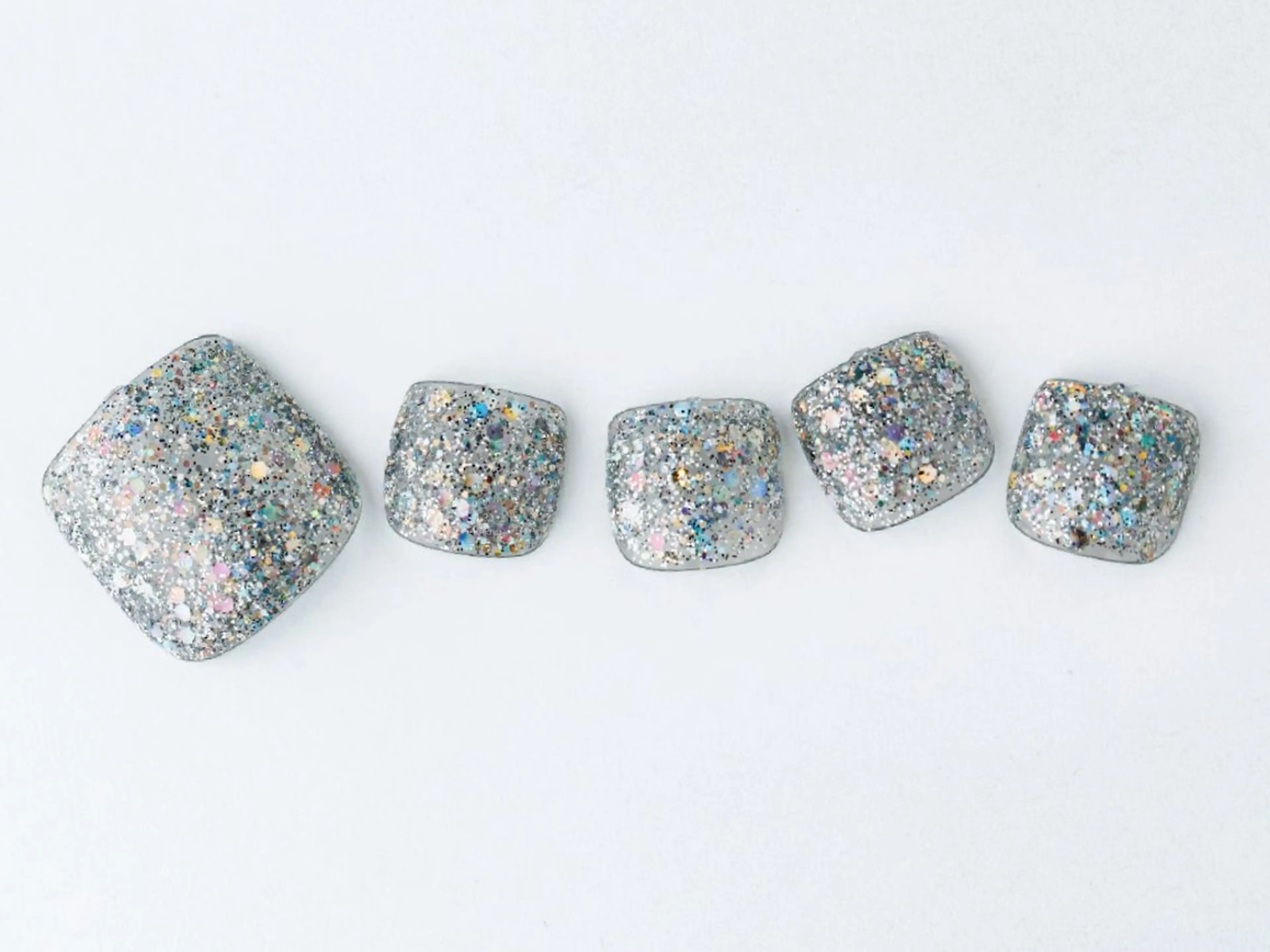 ネイル フットネイル 💙🤍Tiary M🤍💙のネイルデザイン