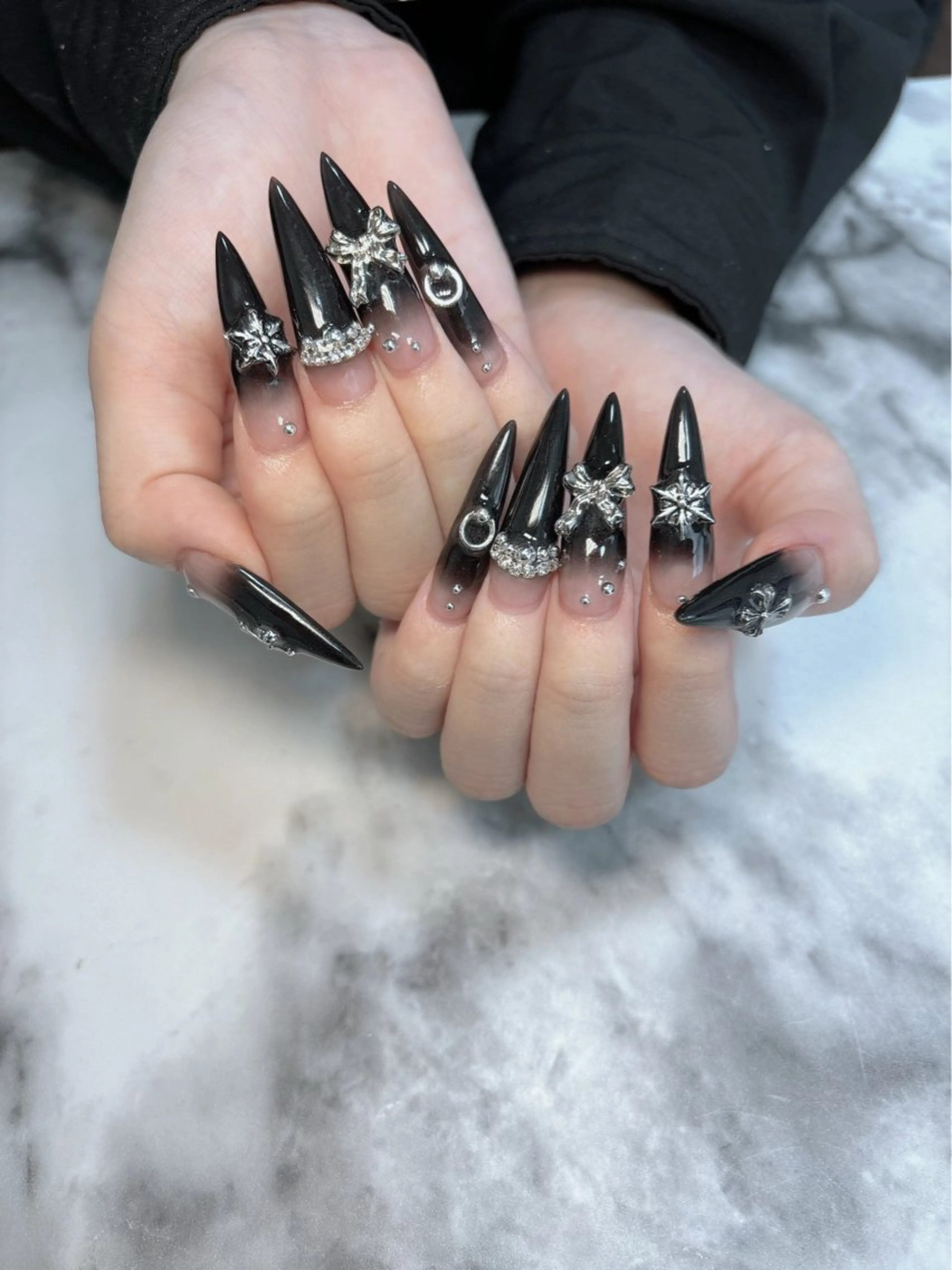 ネイル ロングネイル ハンドネイル salon de belnetta所属・kayo 💅のネイルデザイン