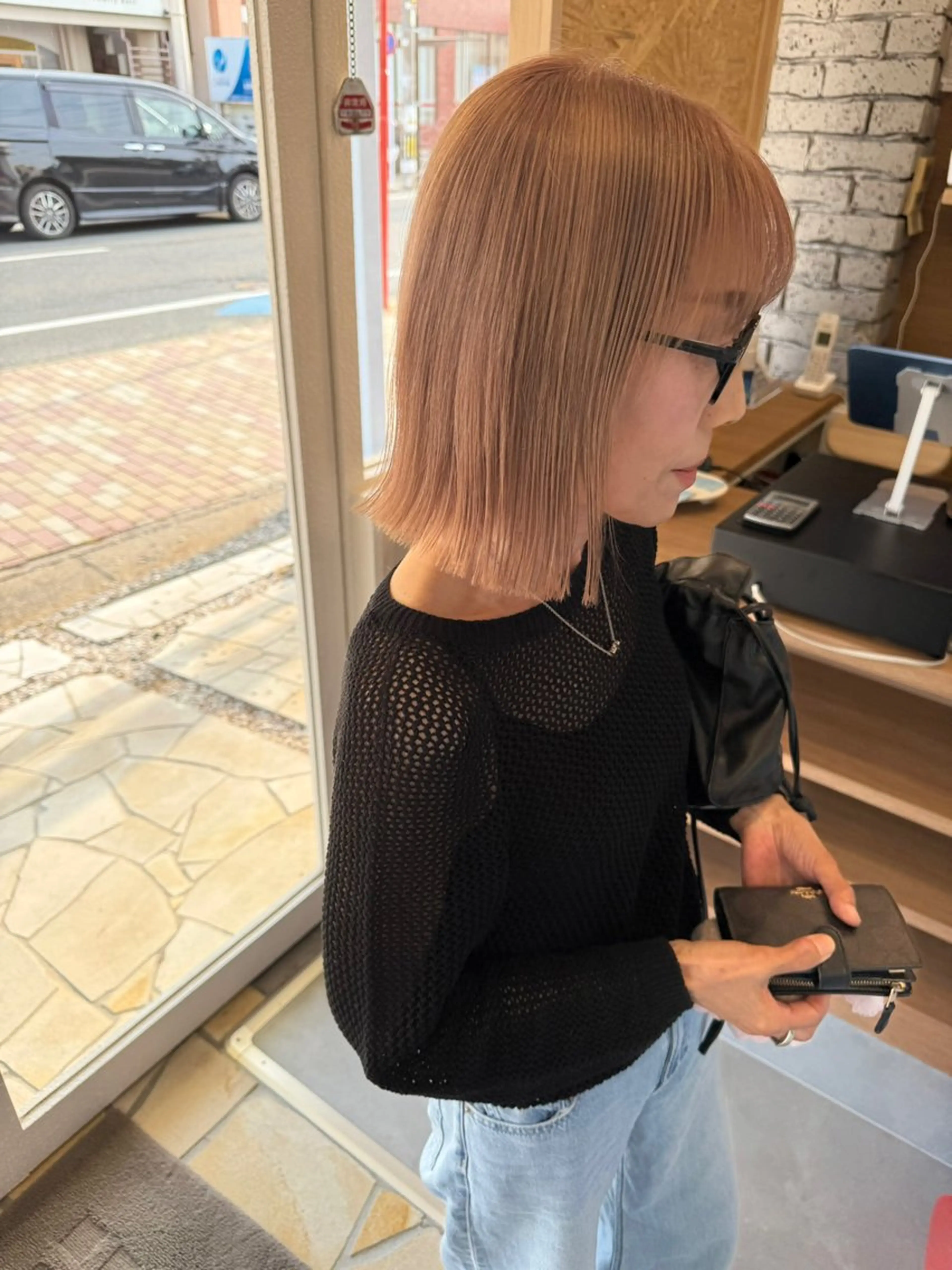 ミディアム ボブ 髪質改善 韓国風ヘア レイヤーカット 縮毛矯正 ヘアカラー suii..hair designのヘアスタイル