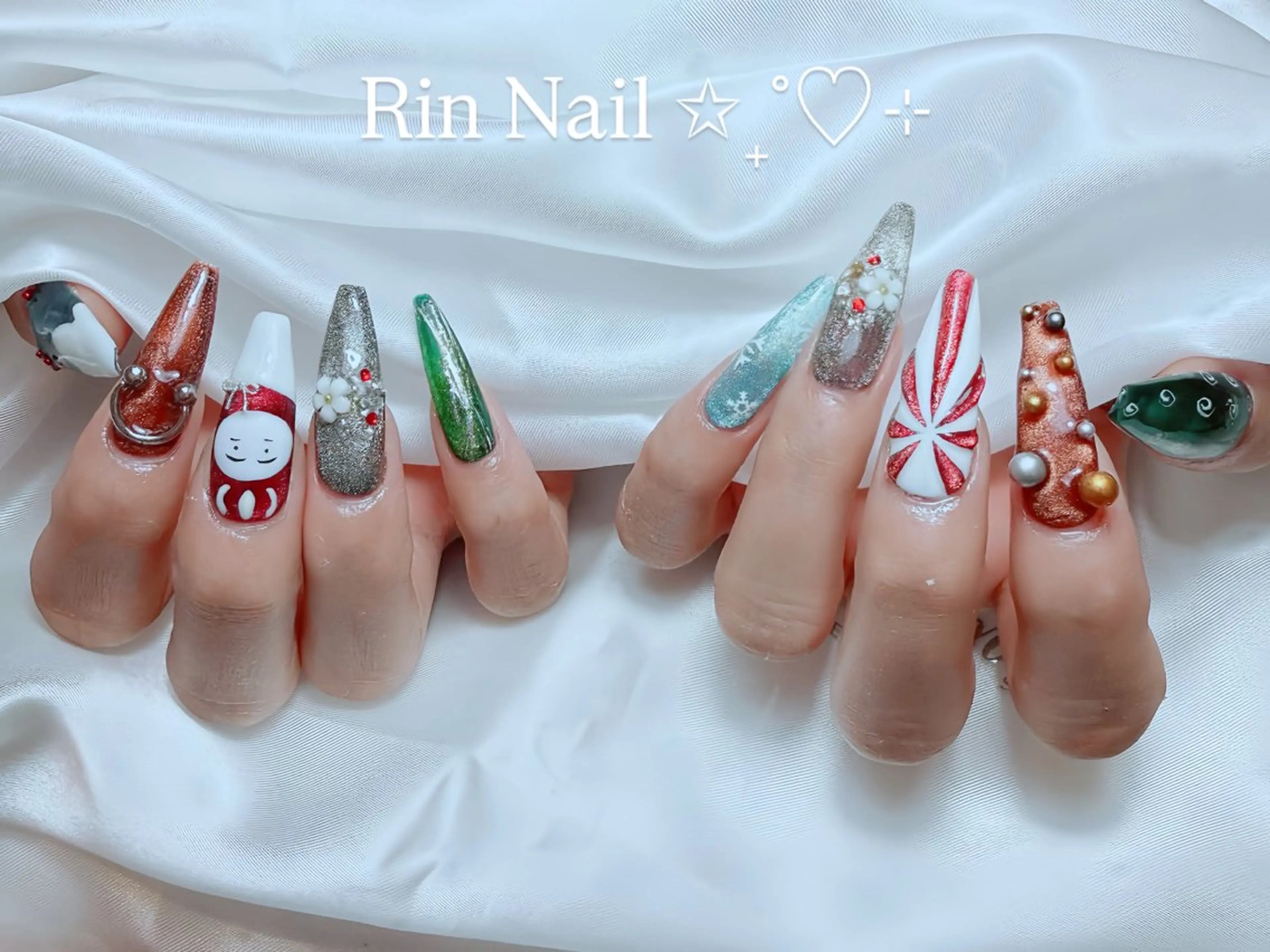 ネイル 成人式 ロングネイル ネイルチップ ハンドネイル Rin Nail 新大久保店のネイルデザイン