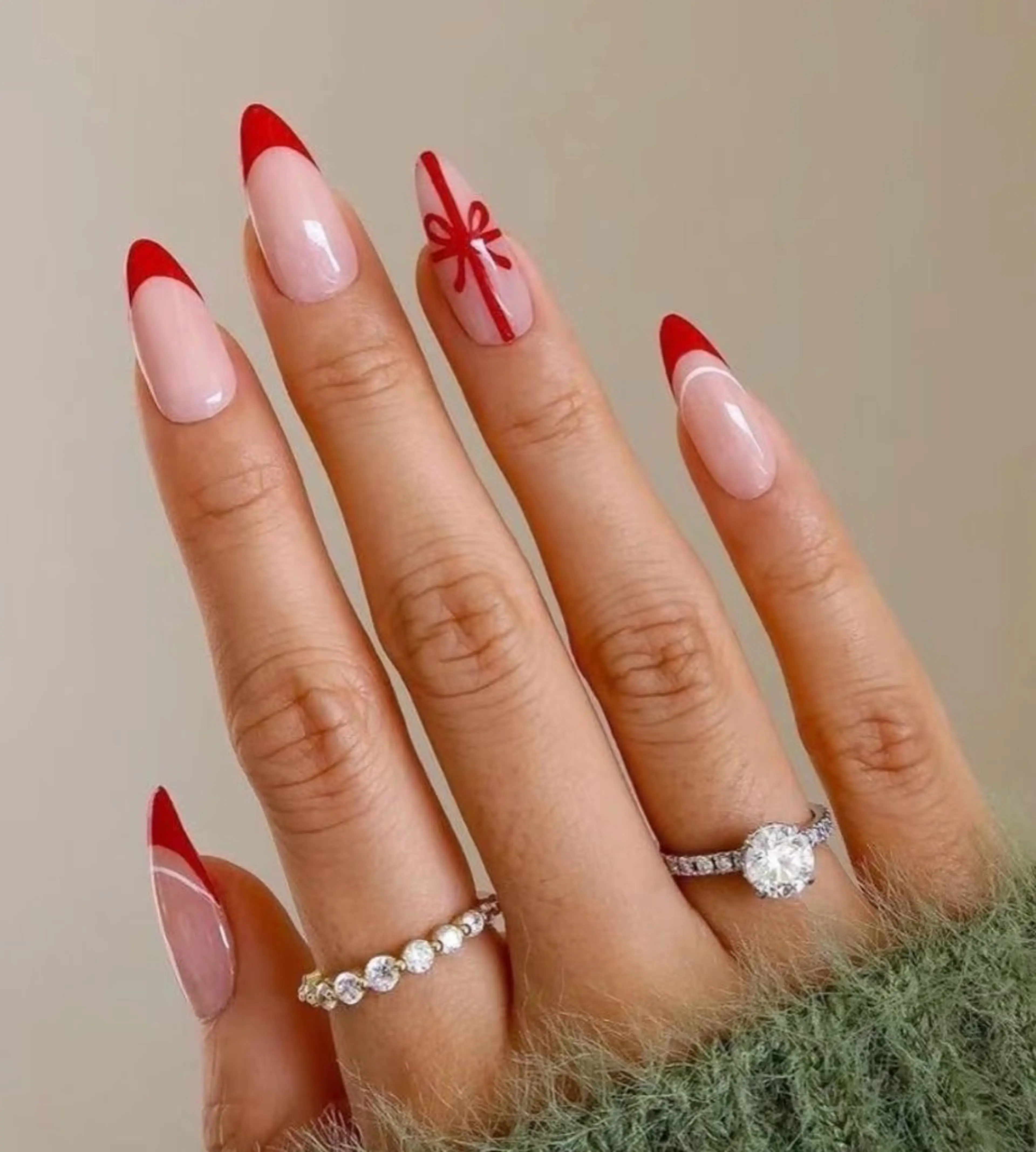 ネイル 高木 維麗絲のネイルデザイン