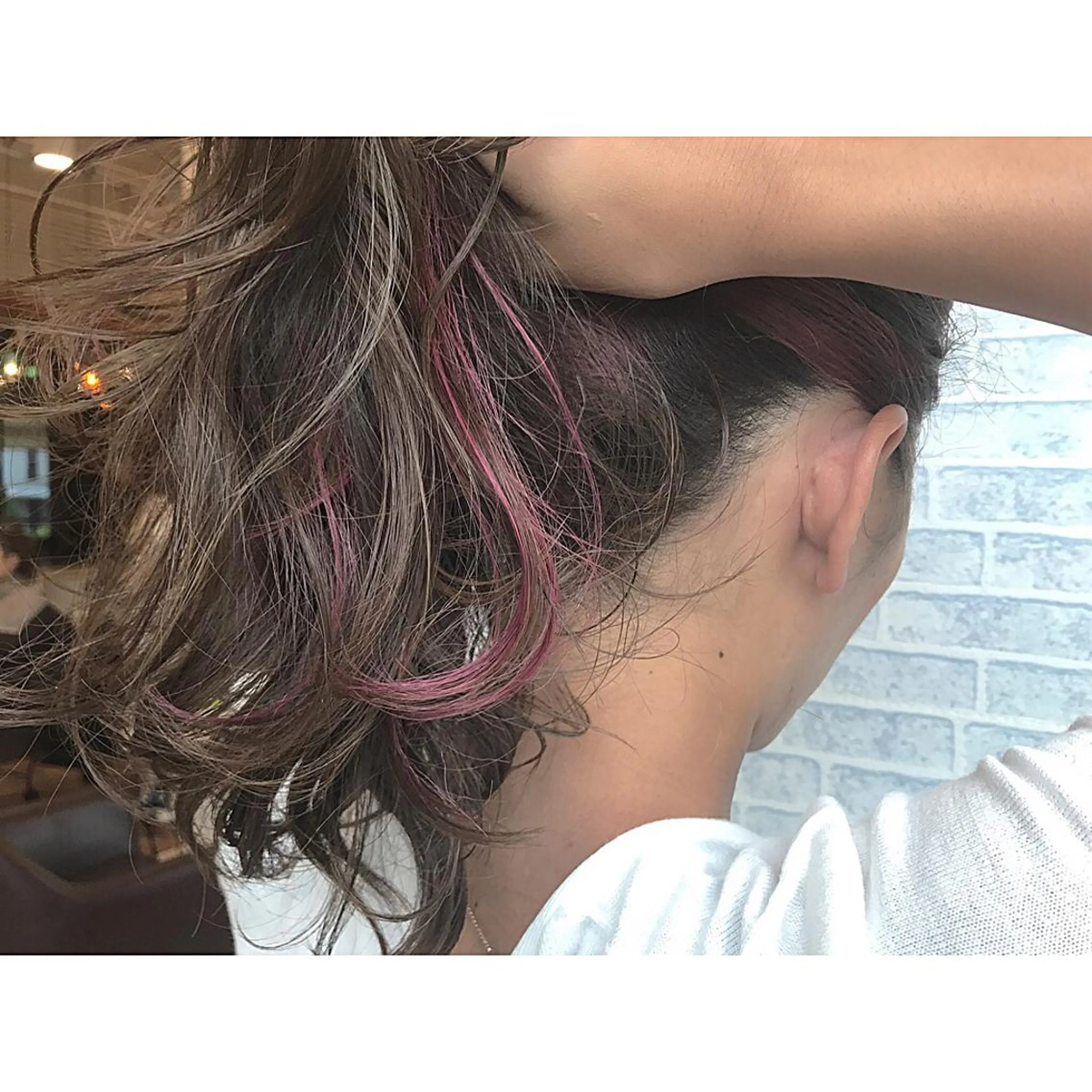 セミロング カラー ベージュカラー インナーカラー ピンクカラー ピンクベージュ 荒木 拓也のヘアスタイル