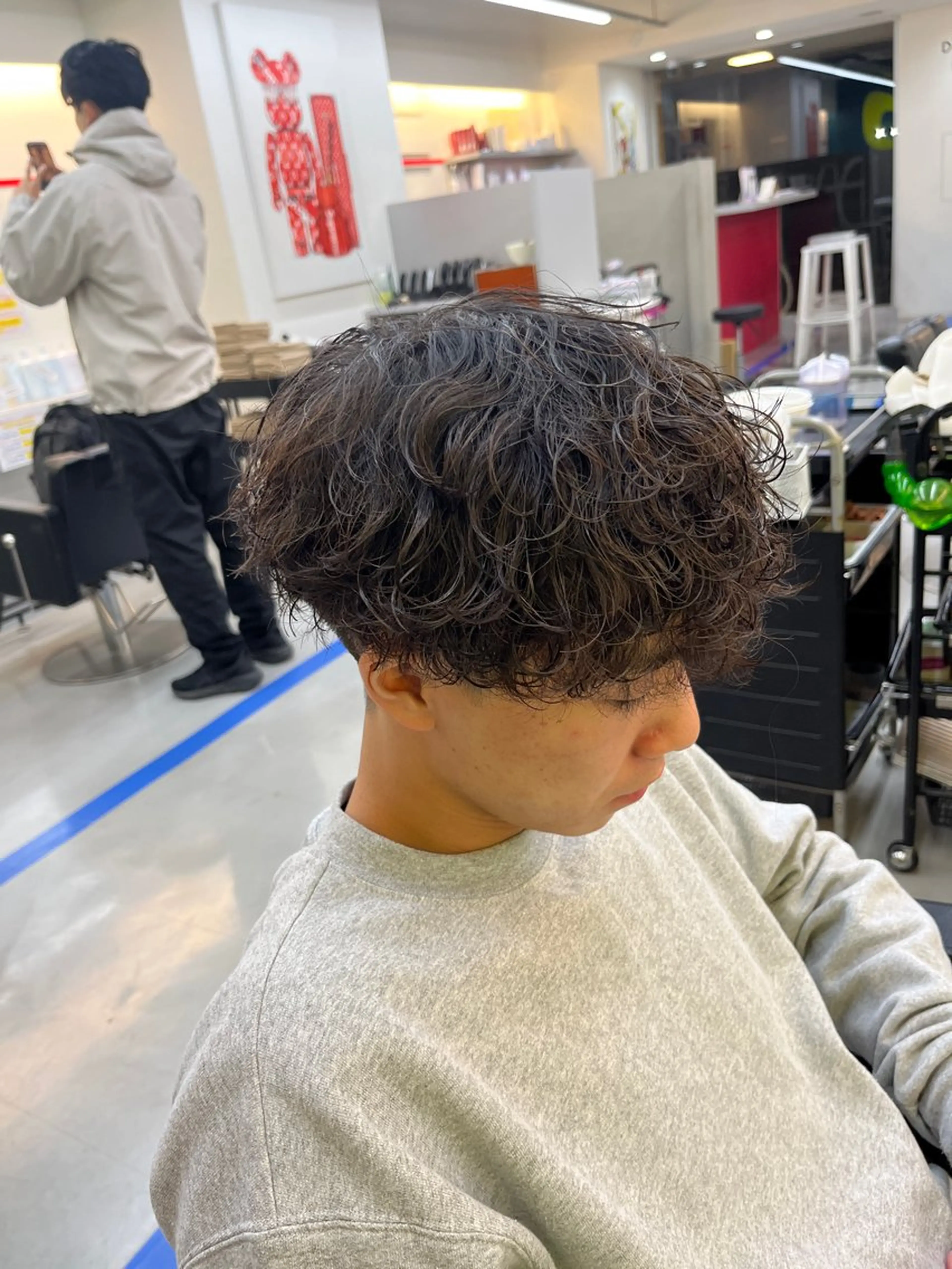 骨格に合わせたメンズパーマの写真