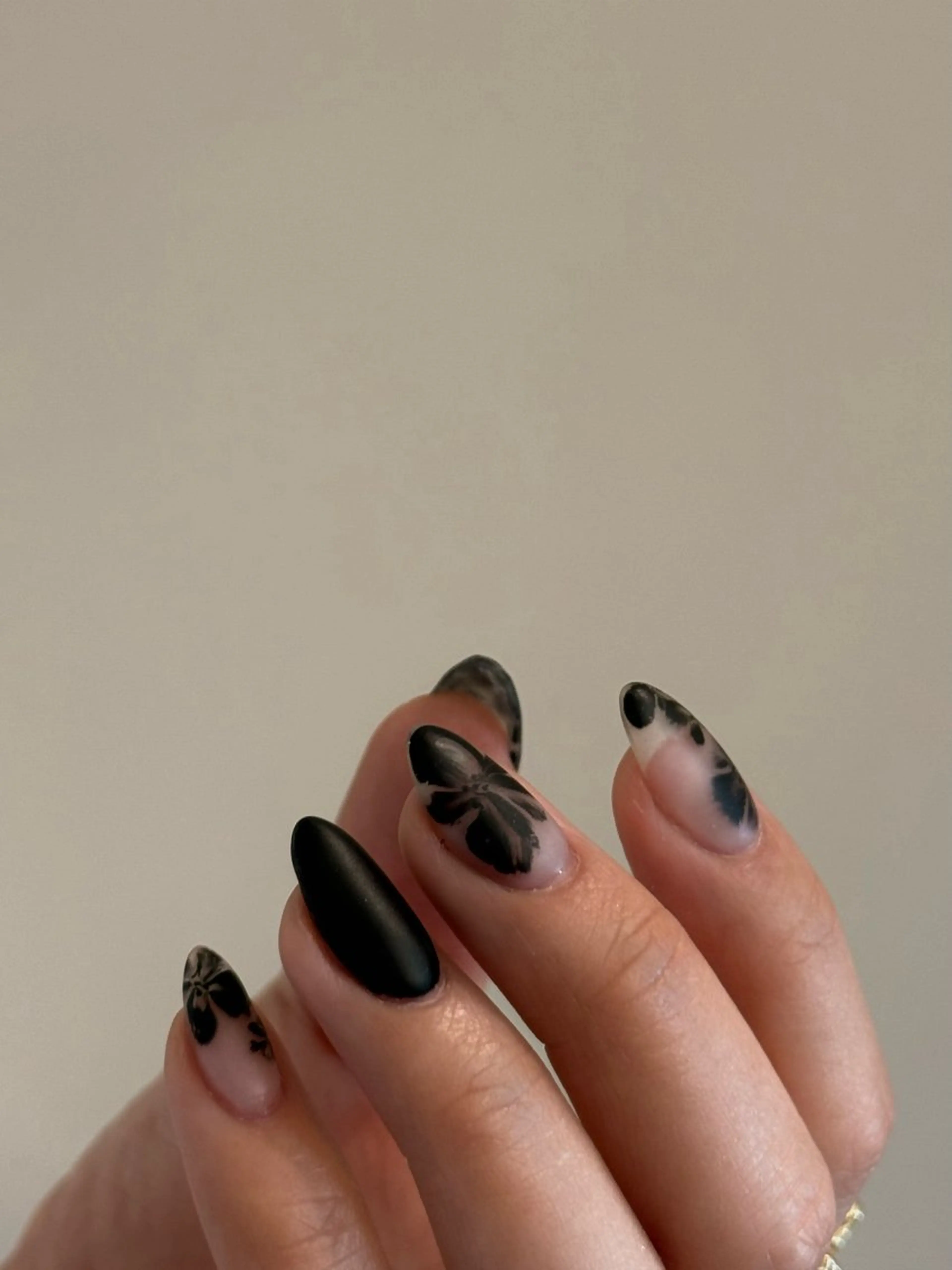 ネイル ハンドネイル gui jingumae所属・k. minamiのネイルデザイン