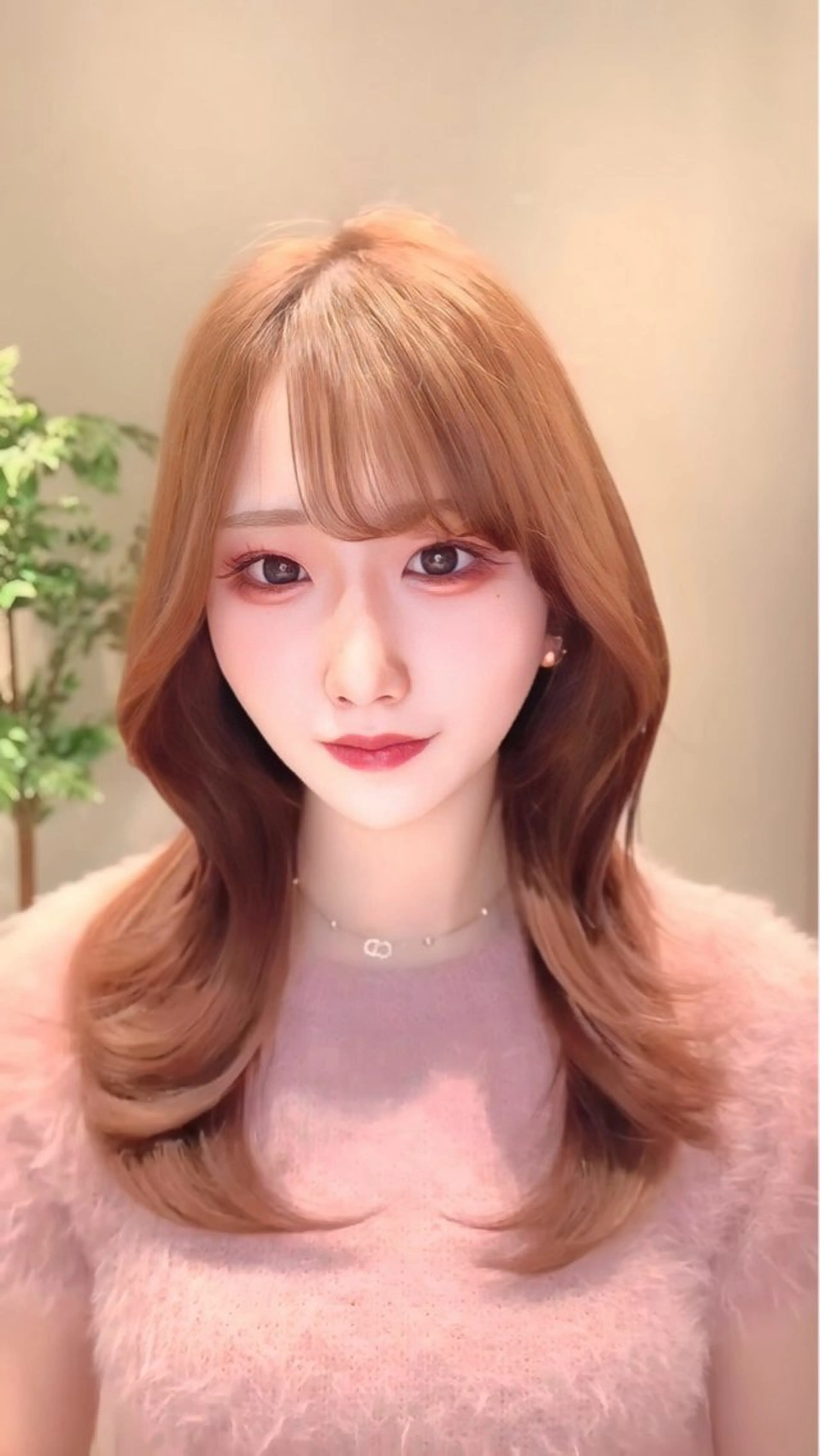 ミディアム カラー カット ヘアカラー トリートメント ヘッドスパ ヘアセット 韓国ヘア/レイヤー/ 顔まわり/りょーとのヘアスタイル