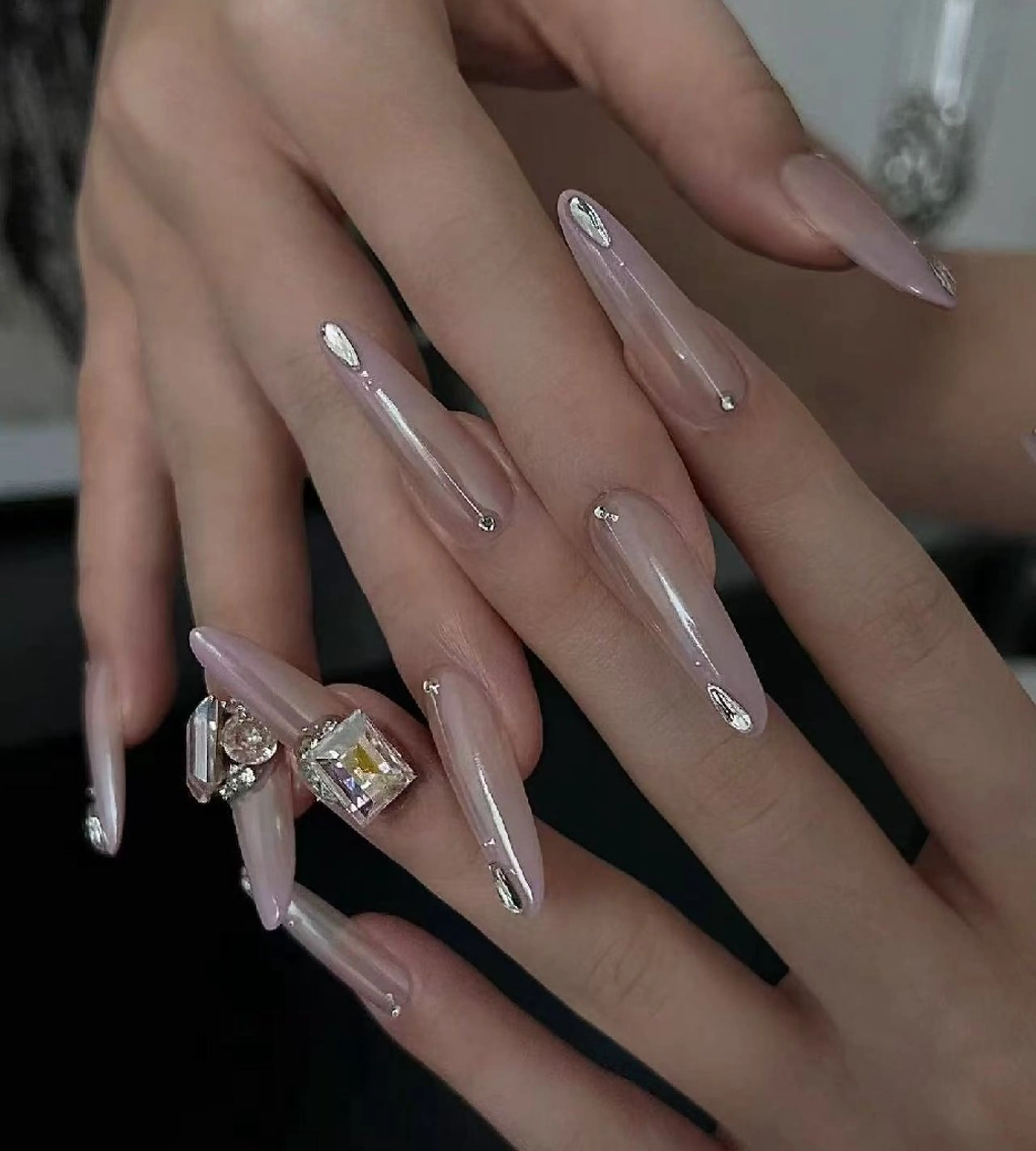 ネイル フラワーネイル フレンチネイル ジェルネイル ガラスフレンチ ハート ハンドネイル Oomiya 服部のネイルデザイン