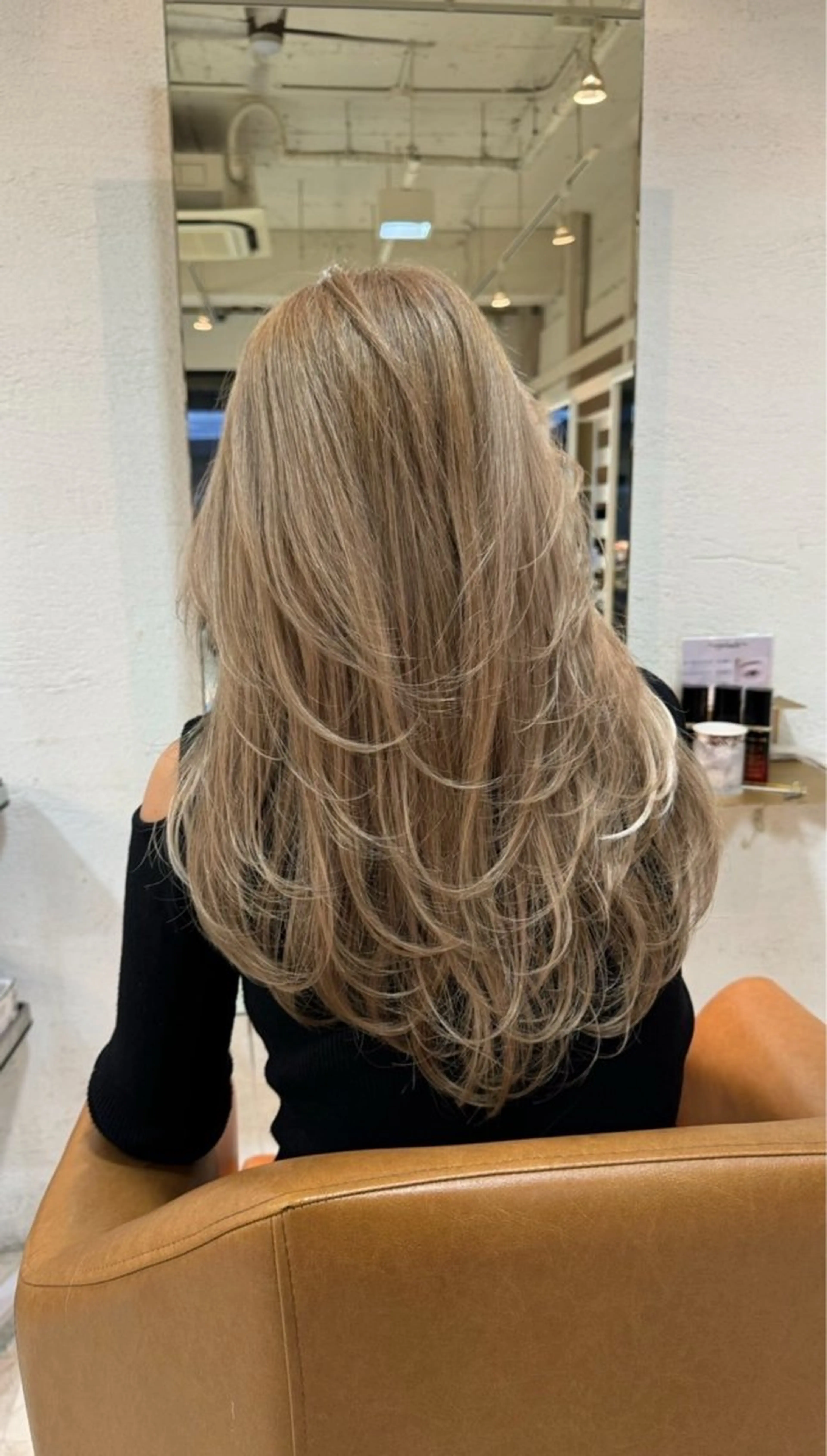 ミディアム カラー 松本 瑚心のヘアスタイル