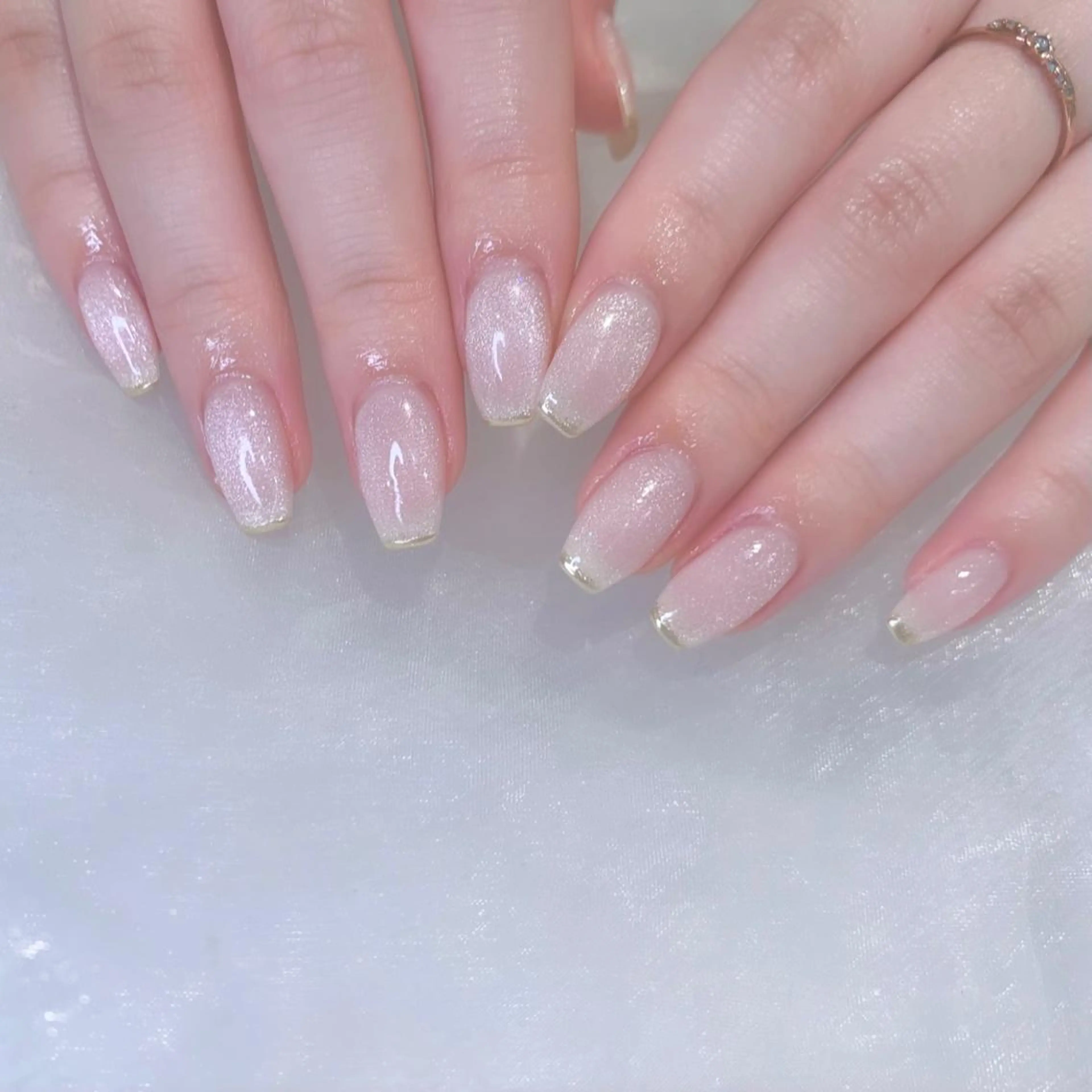 ネイル マグネットネイル ミラーネイル ハンドネイル Kanon 🤍のネイルデザイン