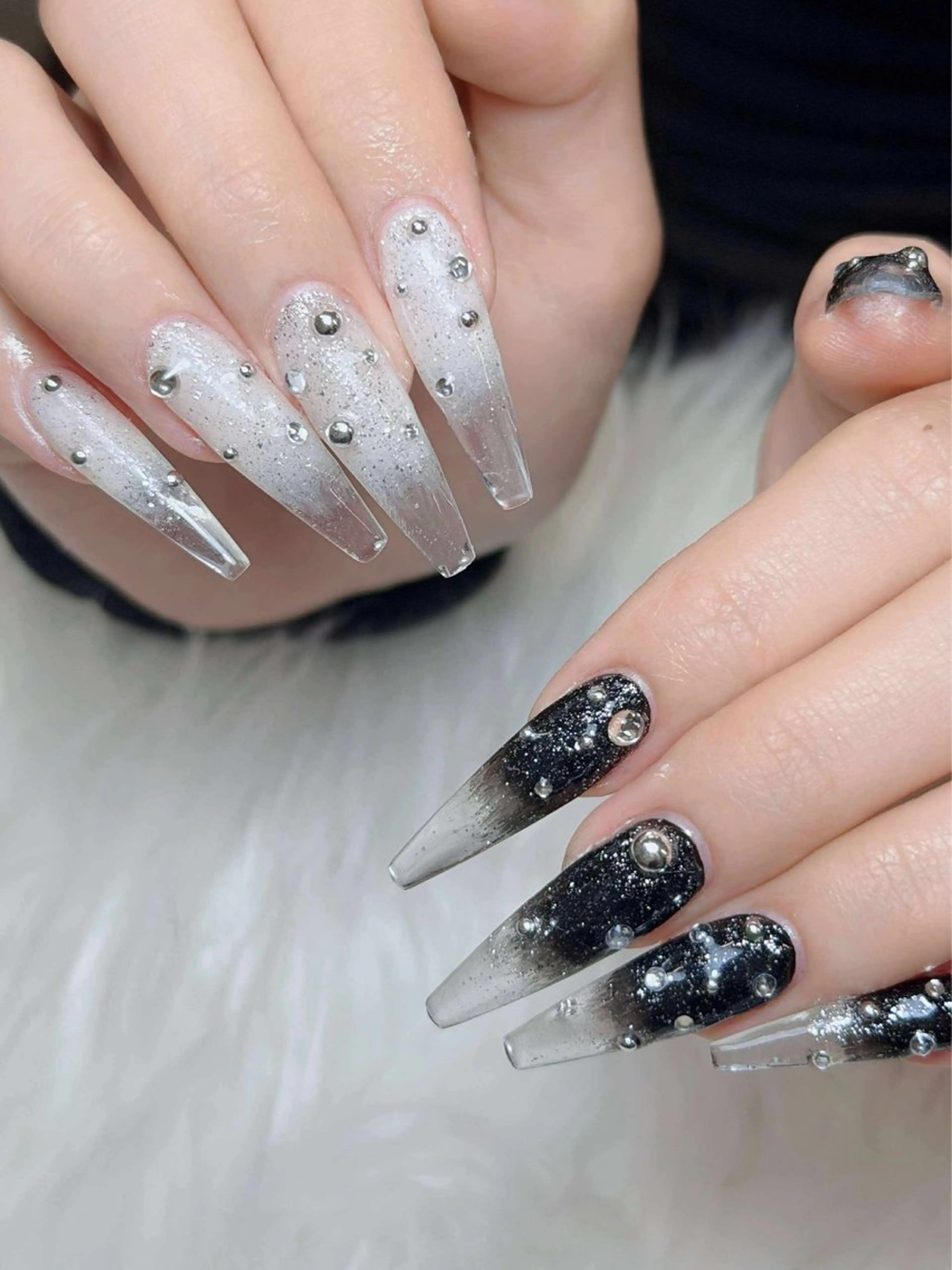 ネイル オーロラネイル チークネイル フットネイル フレンチネイル ハロウィン ハンドネイル Lumi Nail 新大久保3‘のネイルデザイン