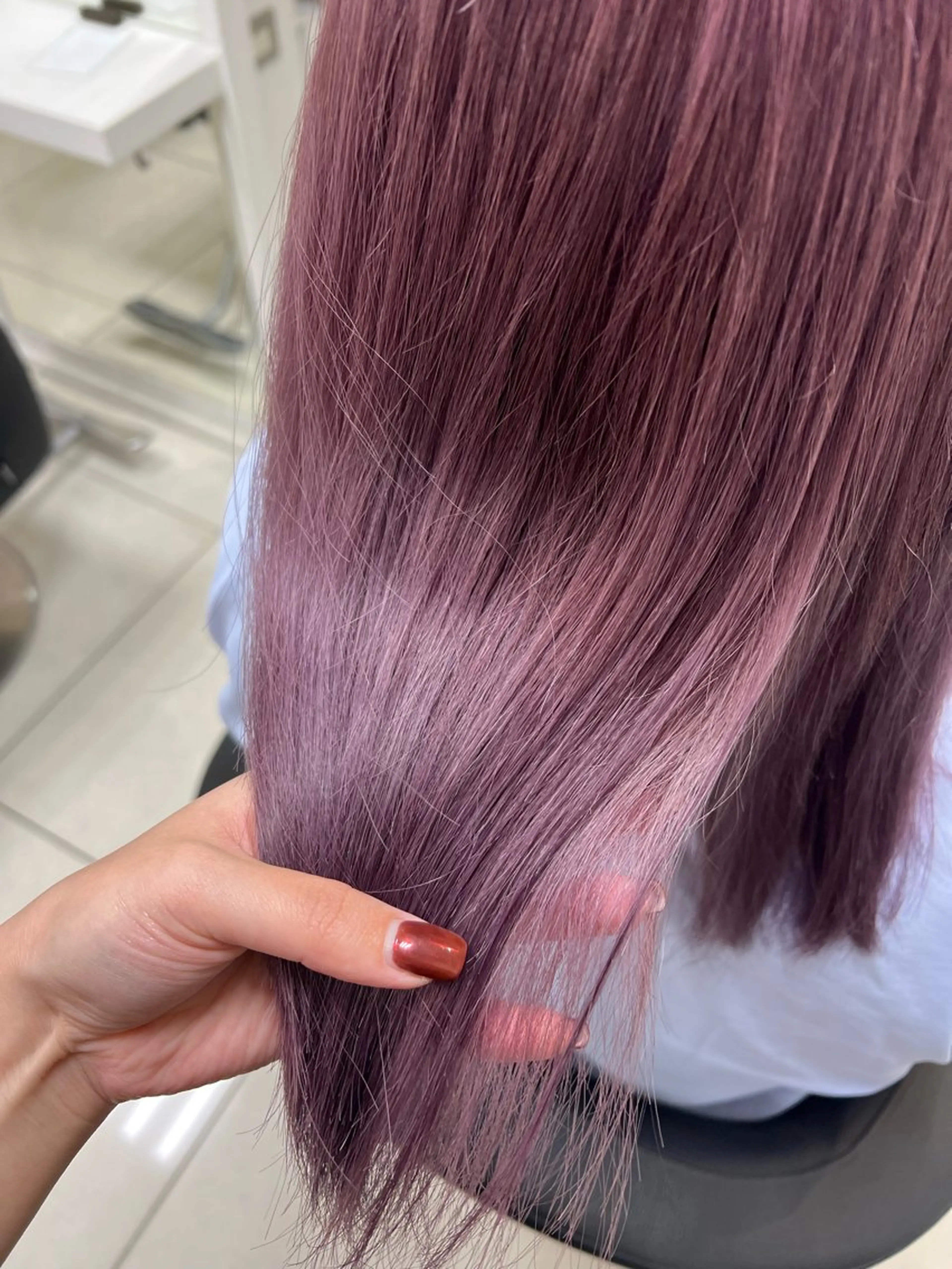 セミロング カラー ブリーチ 透明感カラー ラベンダーカラー ピンクカラー ピンクラベンダー ヘアカラー トリートメント 【暖色カラー特化】 中山由梨のヘアスタイル