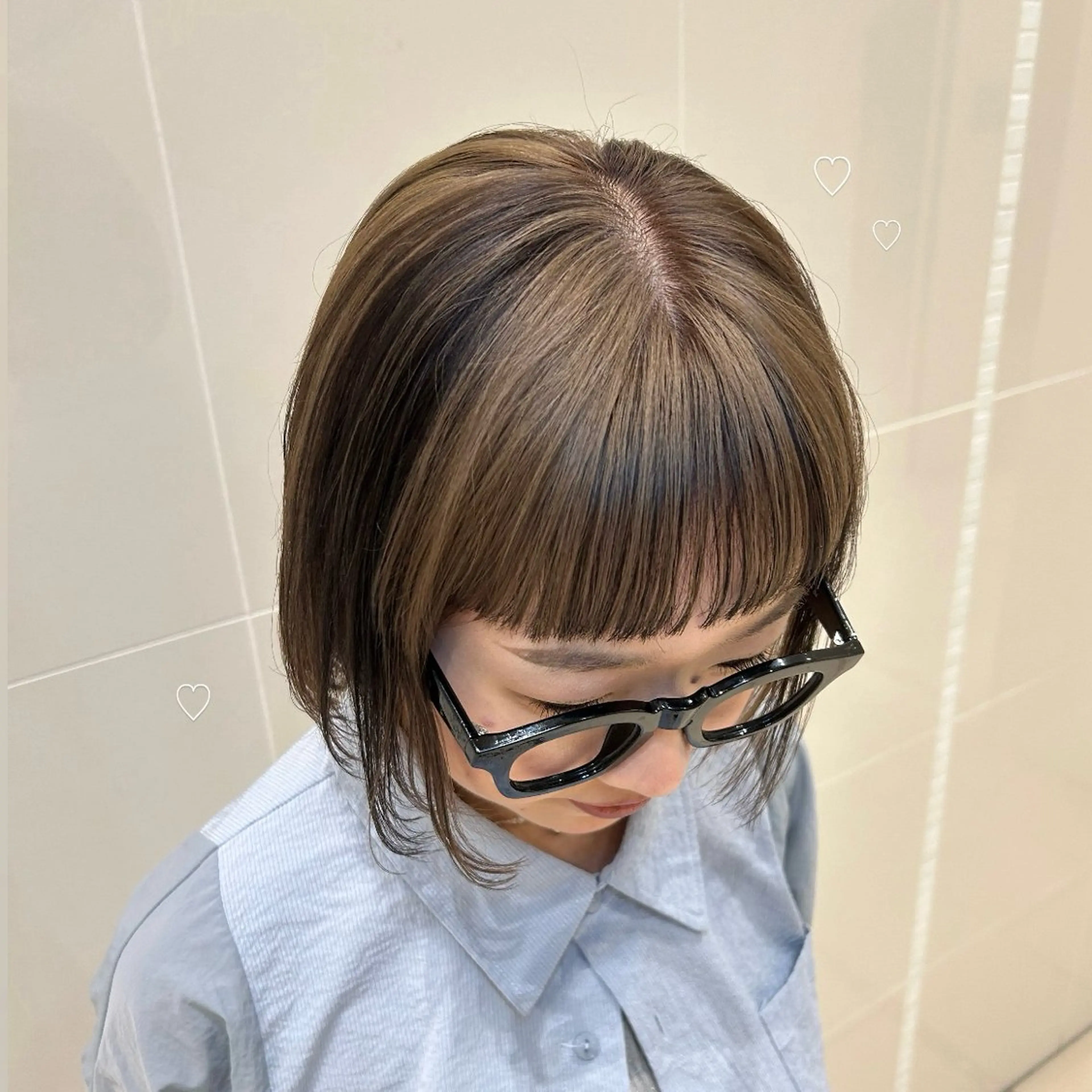 ケアブリーチ🍑カット+イヤリングカラーの写真