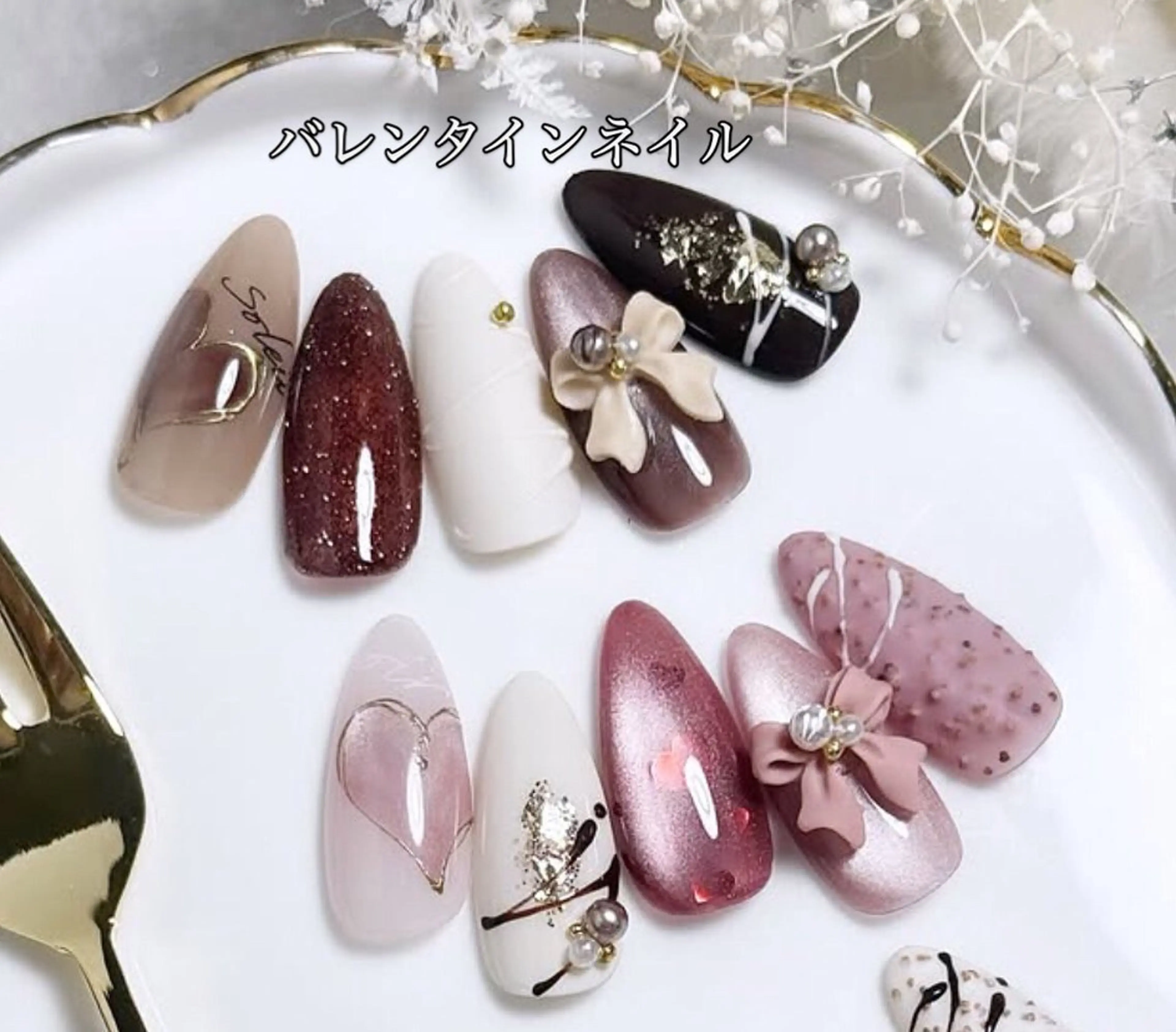 ネイル ショートネイル バレンタイン Roger 舞のネイルデザイン