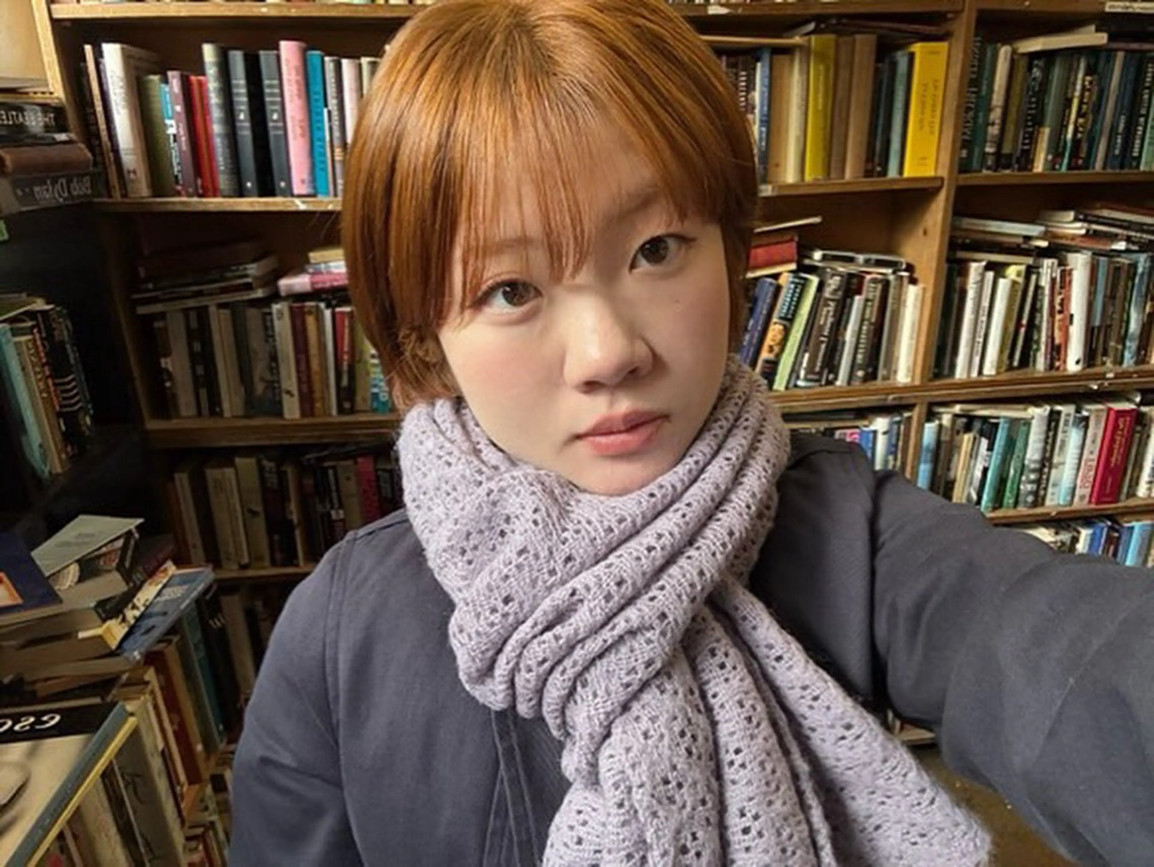 ショート カラー ブリーチ ダブルカラー ブリーチなしカラー IRO所属・岡田 祐樹のヘアスタイル