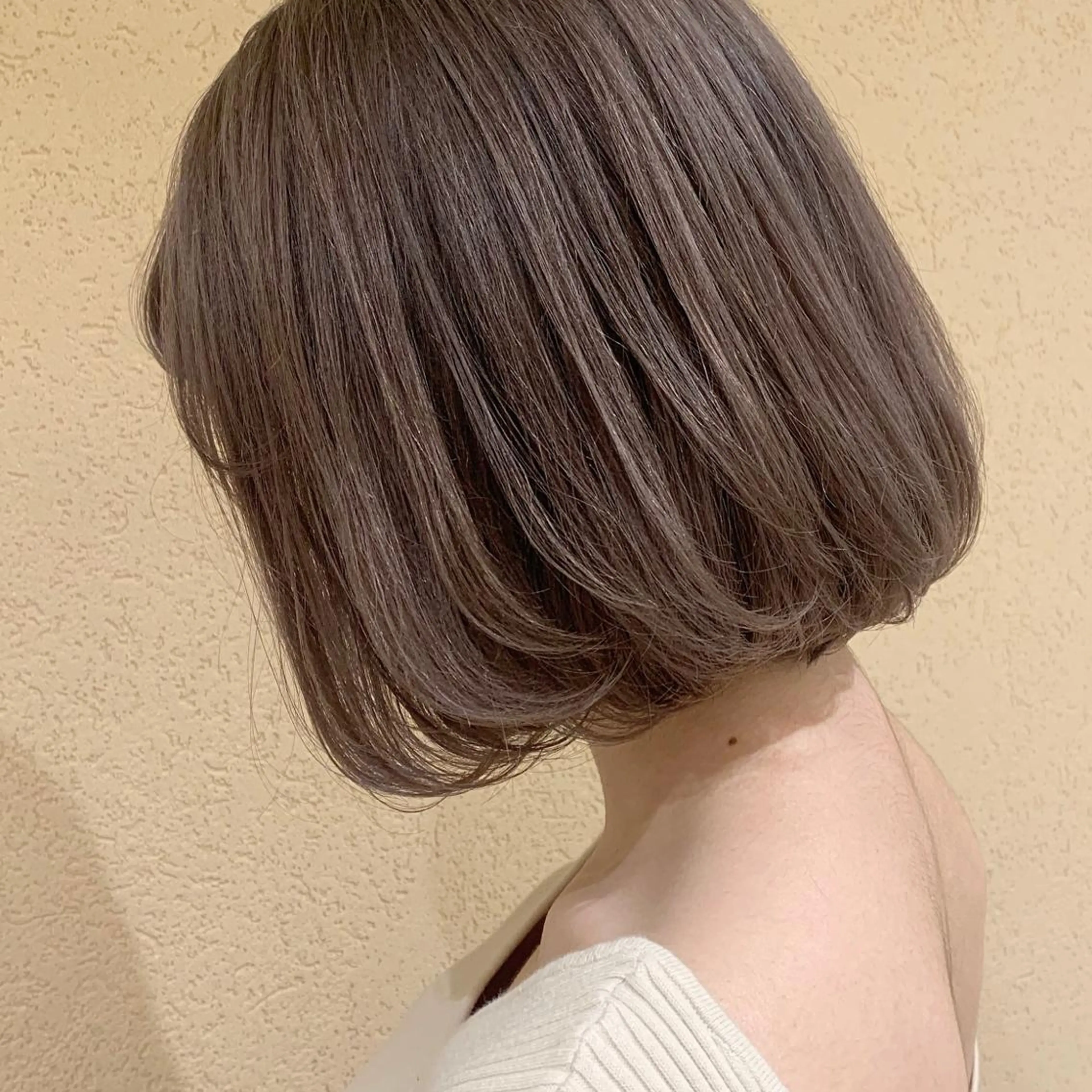 ショート カラー アッシュ アッシュグレー アッシュグレージュ ブリーチ グレージュ GO TODAY SHAiRE SALON所属・𝒢𝒾𝓇𝓁𝓎 ⑅　𝓎𝓊𝓀𝒶のヘアスタイル