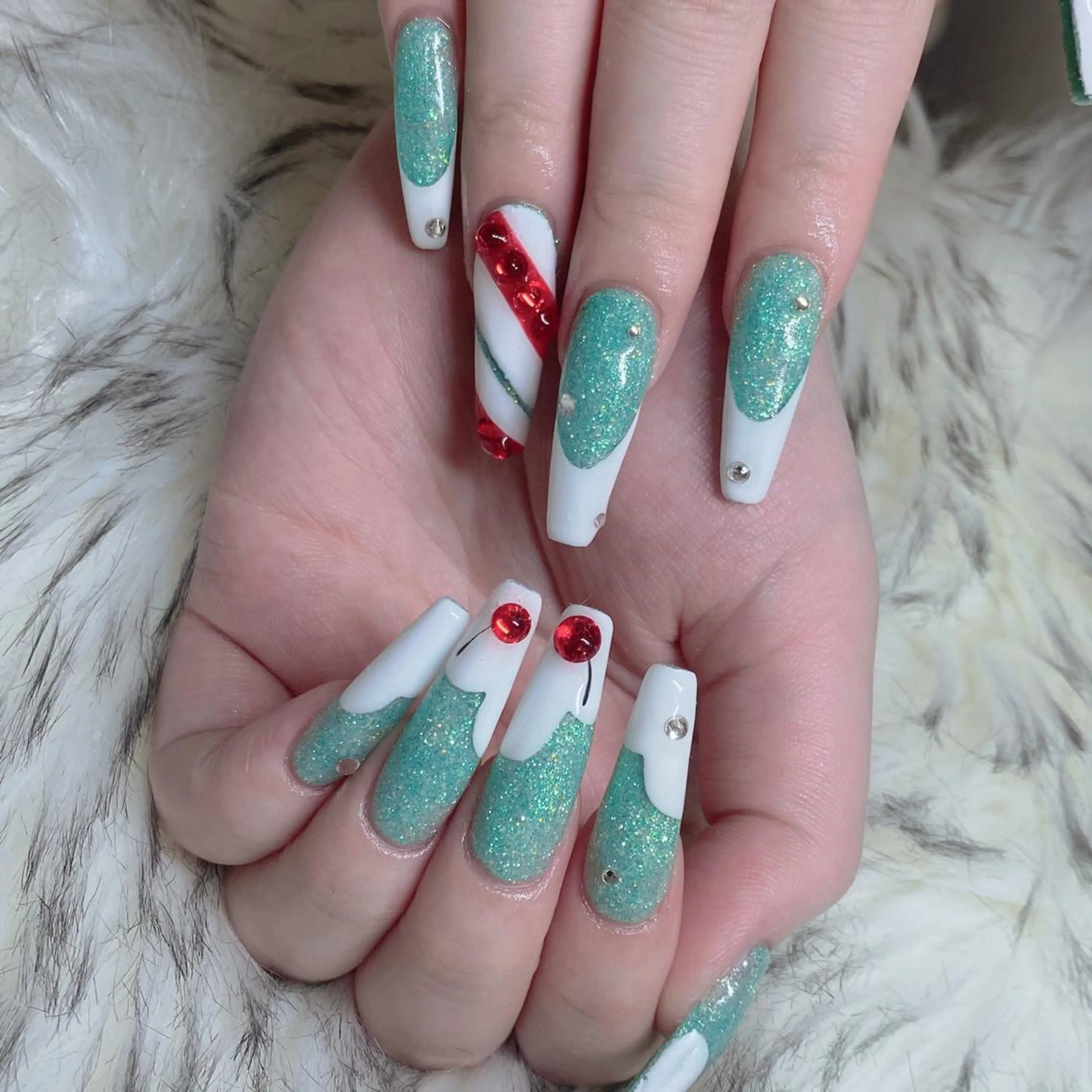 ネイル ハンドネイル la vie  Luire所属・la vie Luire ｱｽｶのネイルデザイン