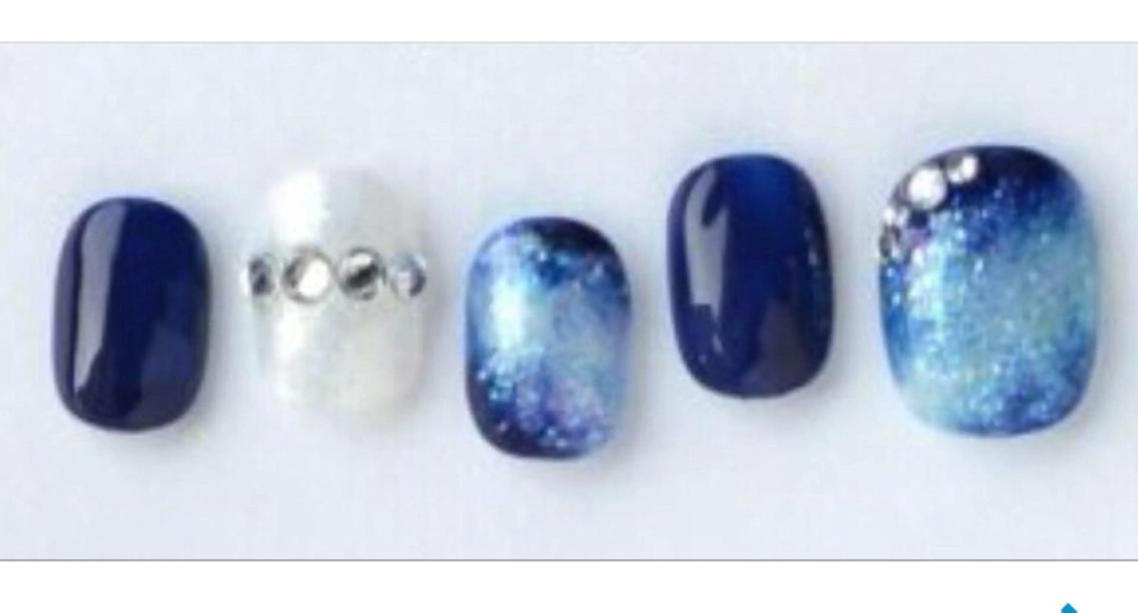 ネイル ハンドネイル ゲン レイカのネイルデザイン