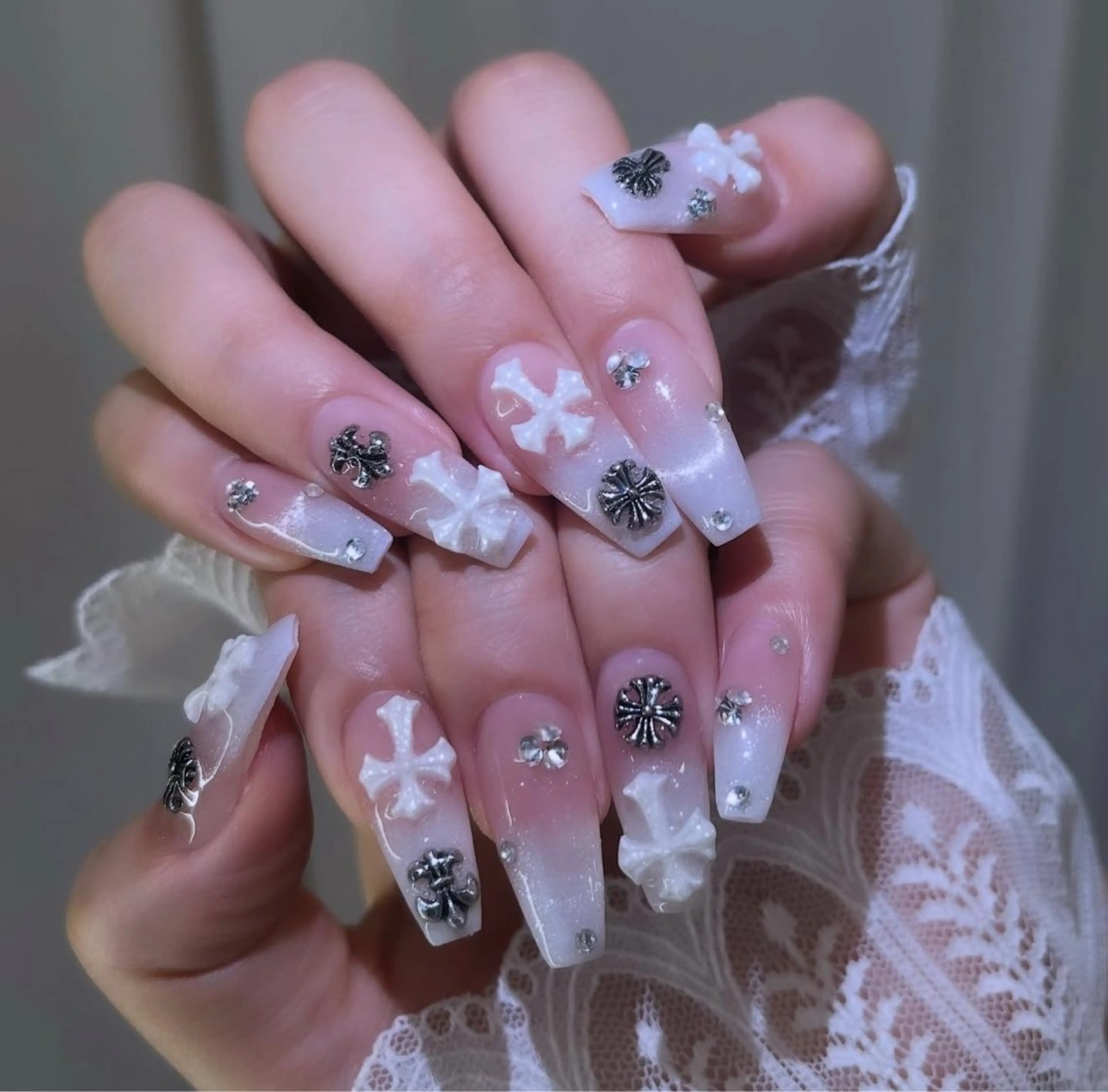 ネイル アートネイル ジェルネイル ネイルチップ Rin Rin TA Nailのネイルデザイン