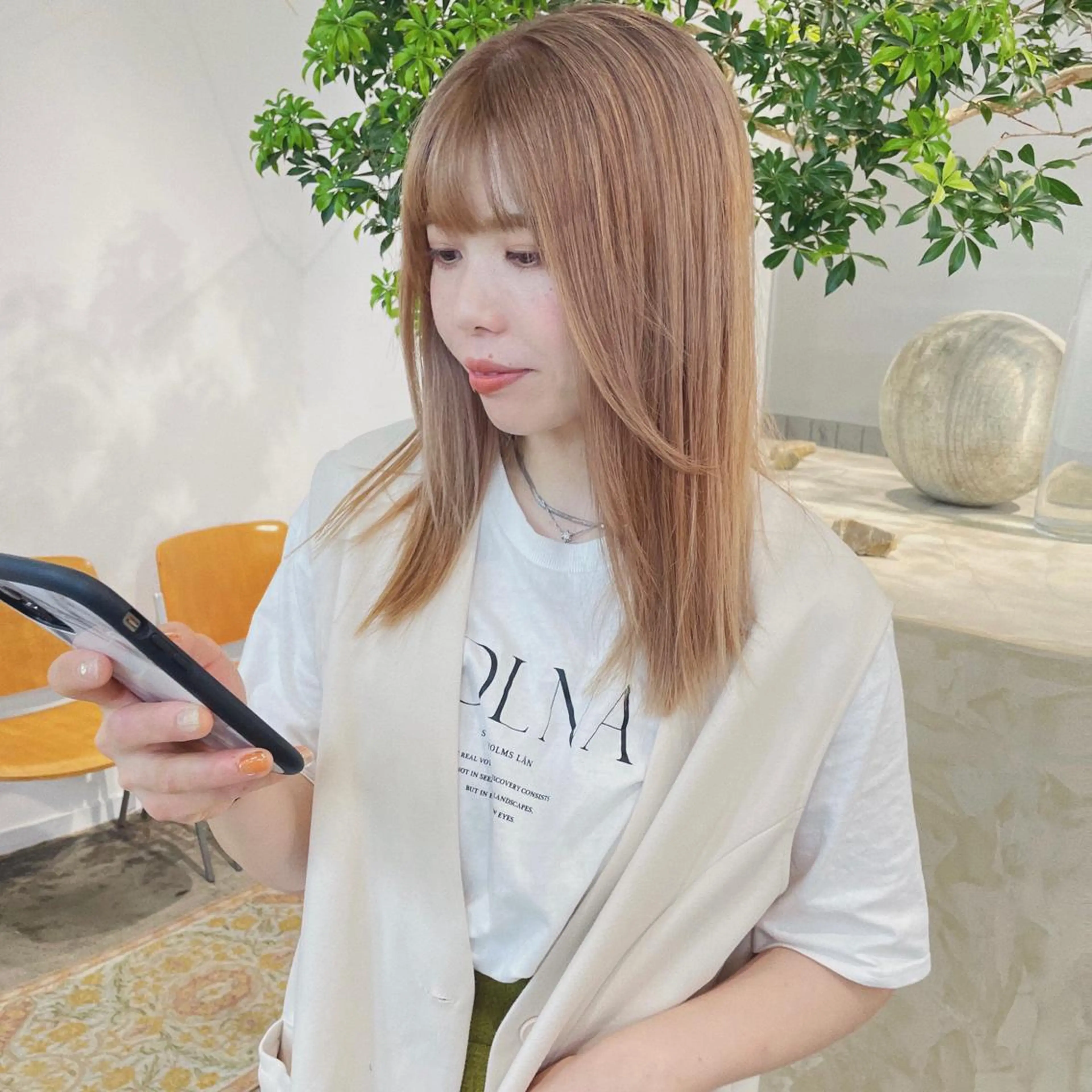 セミロング カット ヘアカラー スギヤマ ショウゴのヘアスタイル