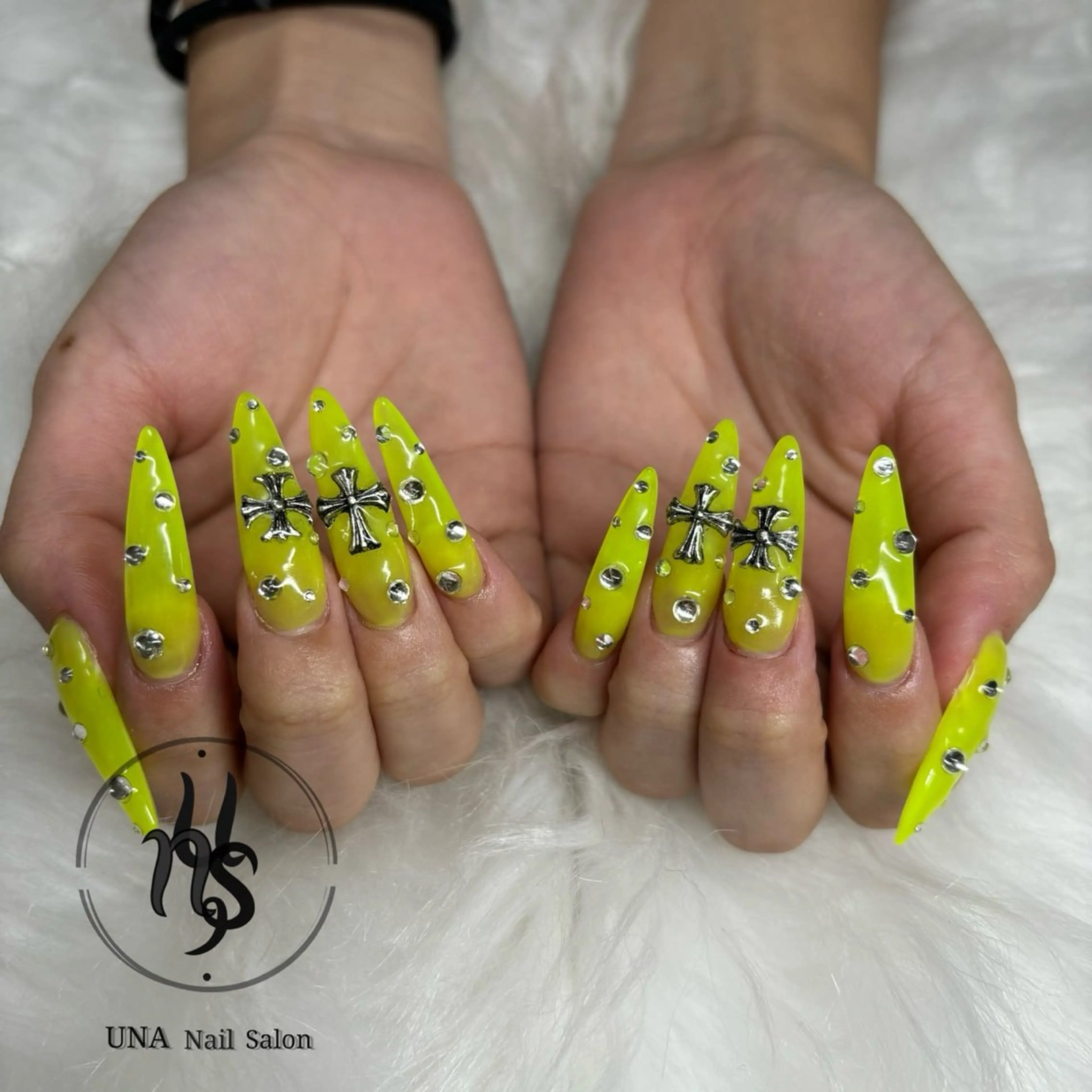 ネイル アートネイル フレンチネイル ジェルネイル グラデーション ロングネイル _una_salon所属・unasalon 美遥のネイルデザイン