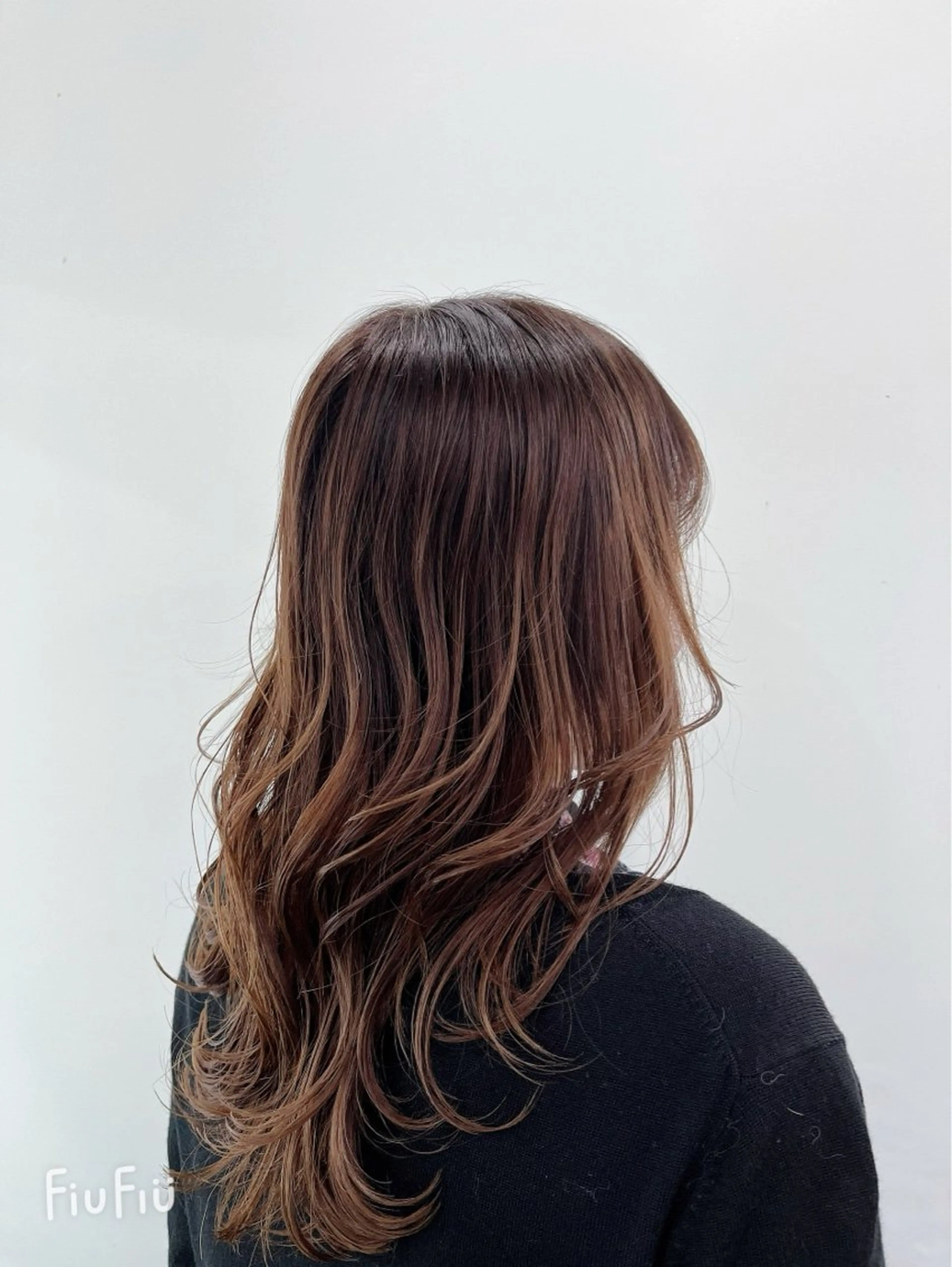 ロング カラー 新宿/小顔レイヤー/ 顔まわり/西慶太朗のヘアスタイル