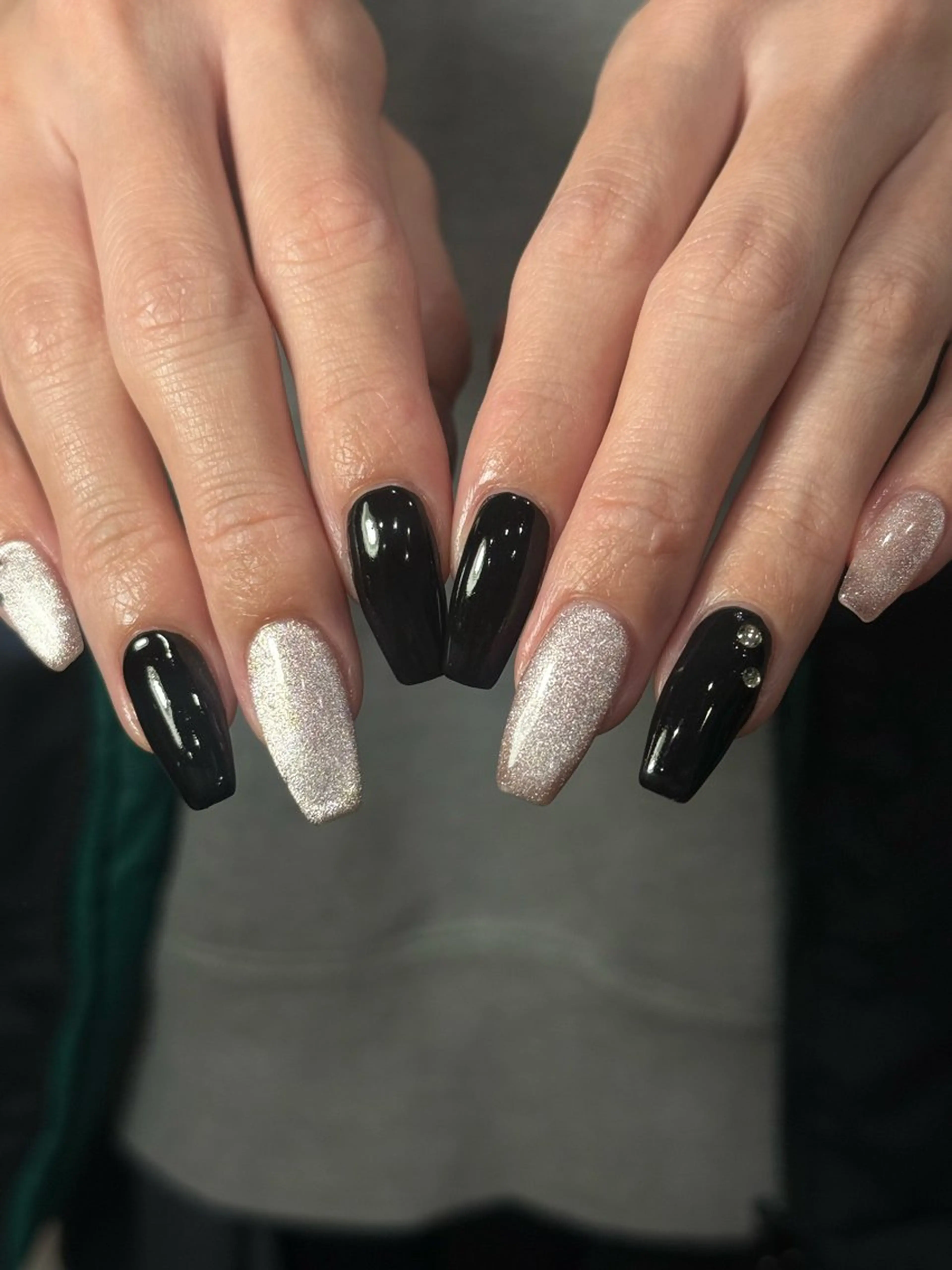 ネイル neouv所属・NEOUV_ mikuのネイルデザイン