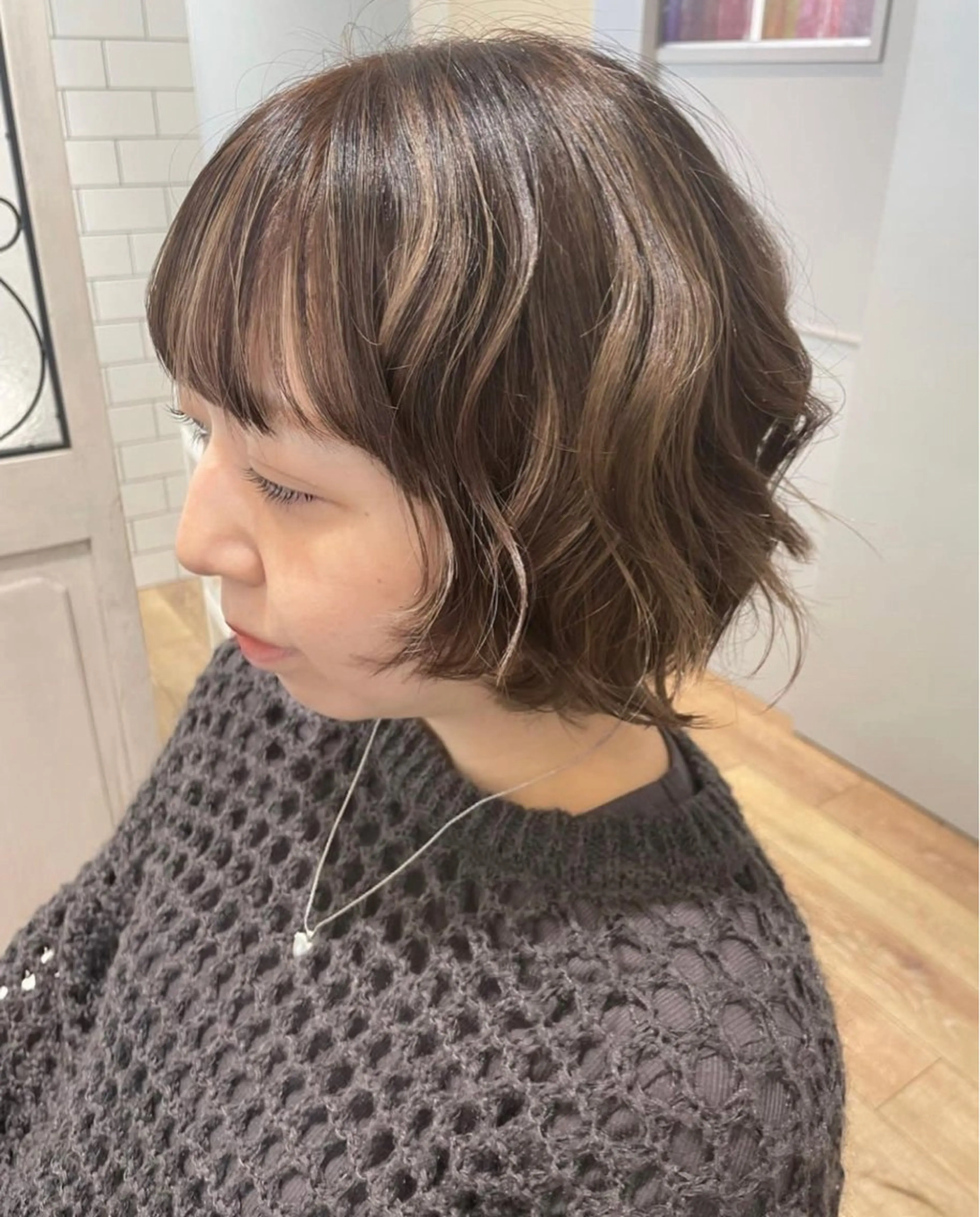 ショート カラー ブラウンカラー ハイライトカラー ハイライト カット ヘアカラー トリートメント 🫧垢抜けヘア🫧 SHIORIのヘアスタイル