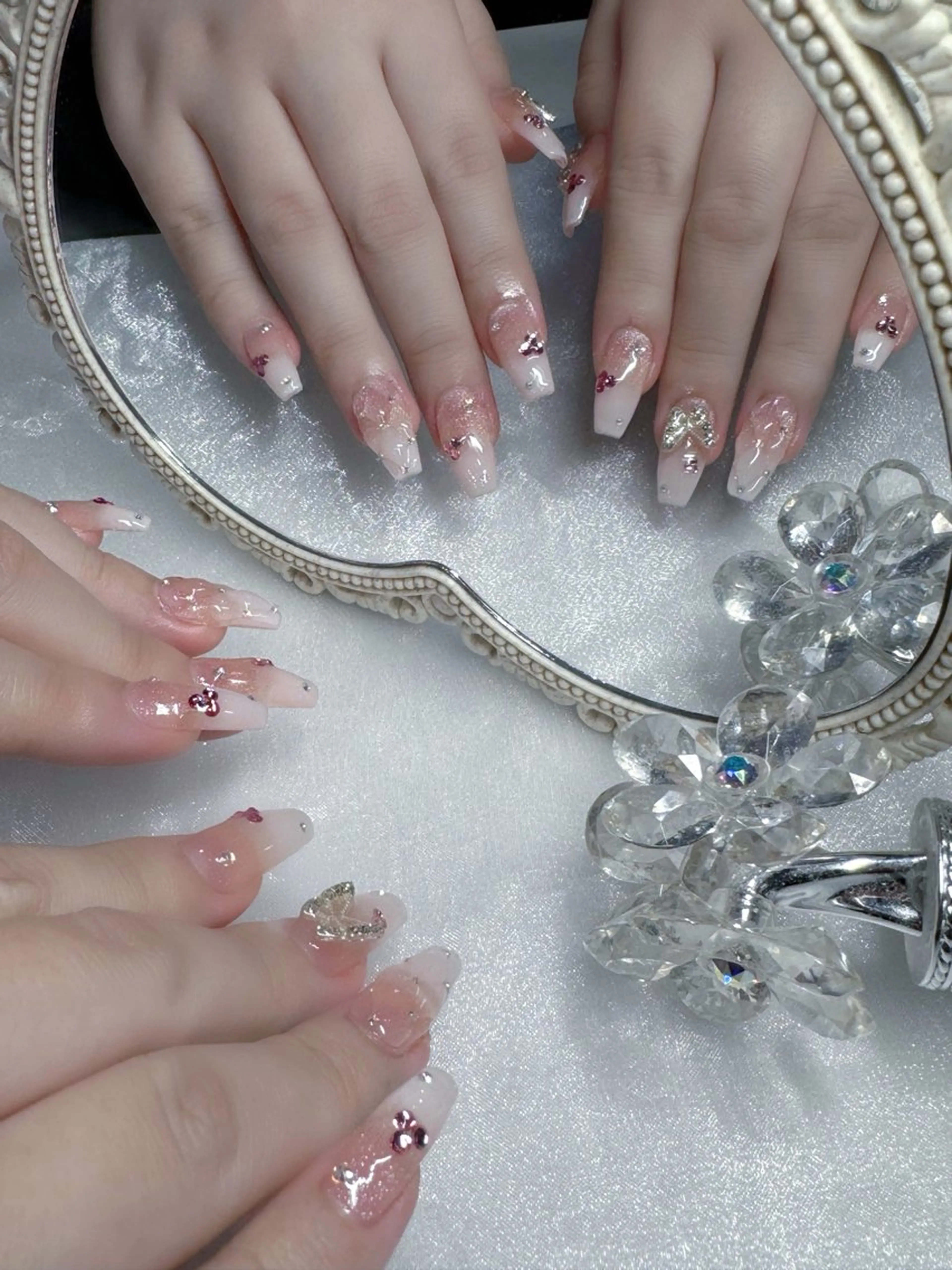 ネイル ハンドネイル Yudia Minoriのネイルデザイン