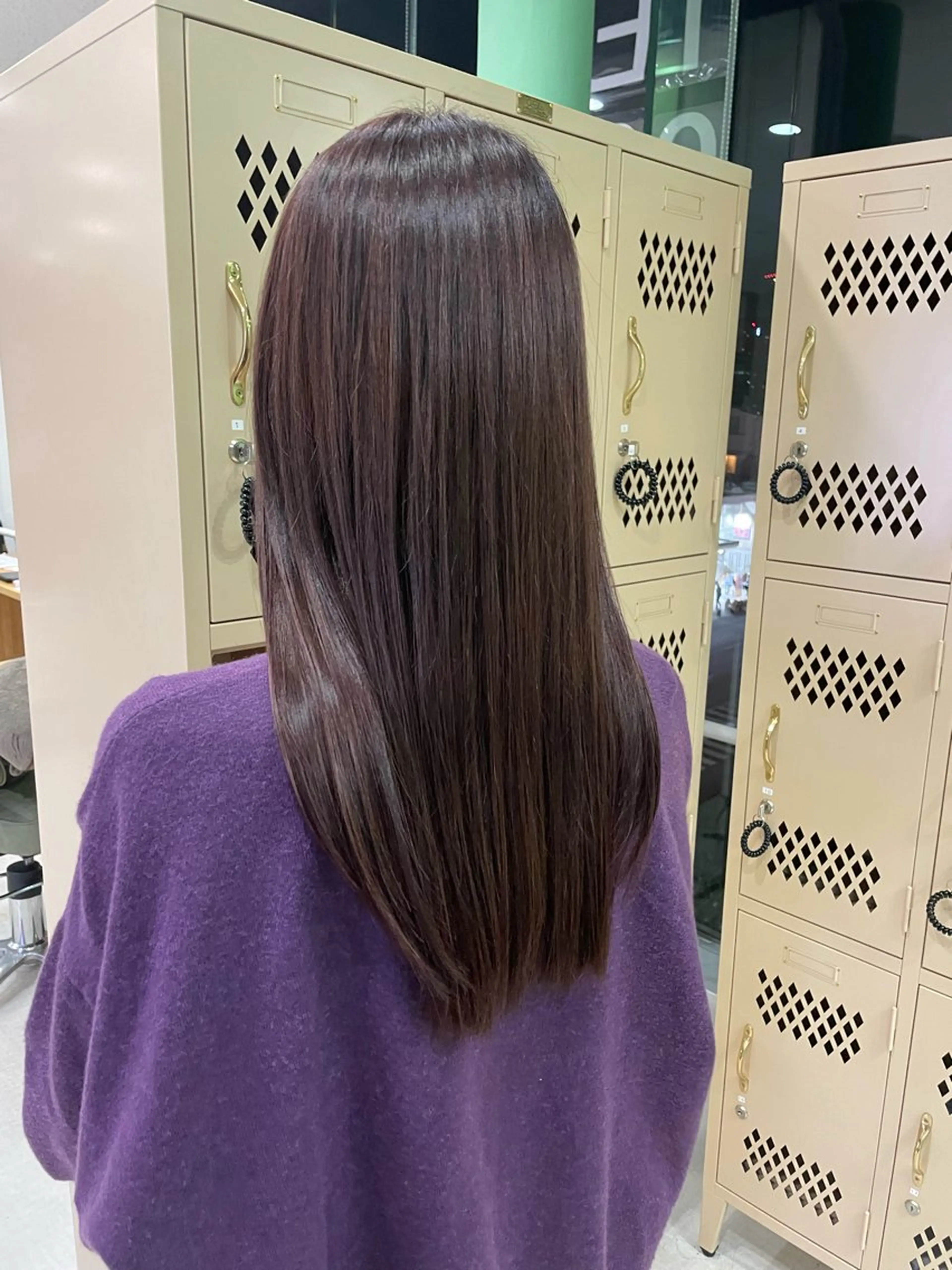 ロング 謝花 萌のヘアスタイル